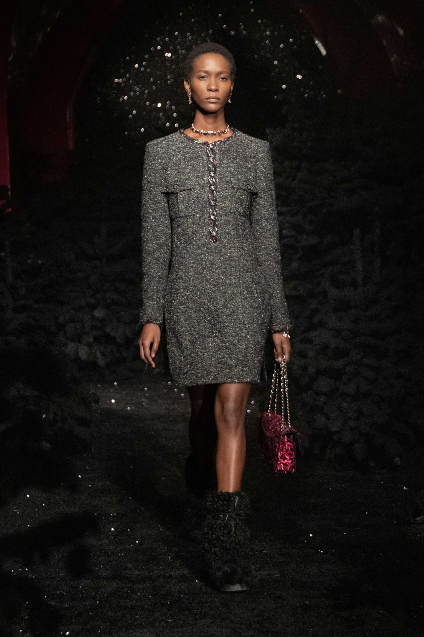 Chanel F/W 21 Look 227