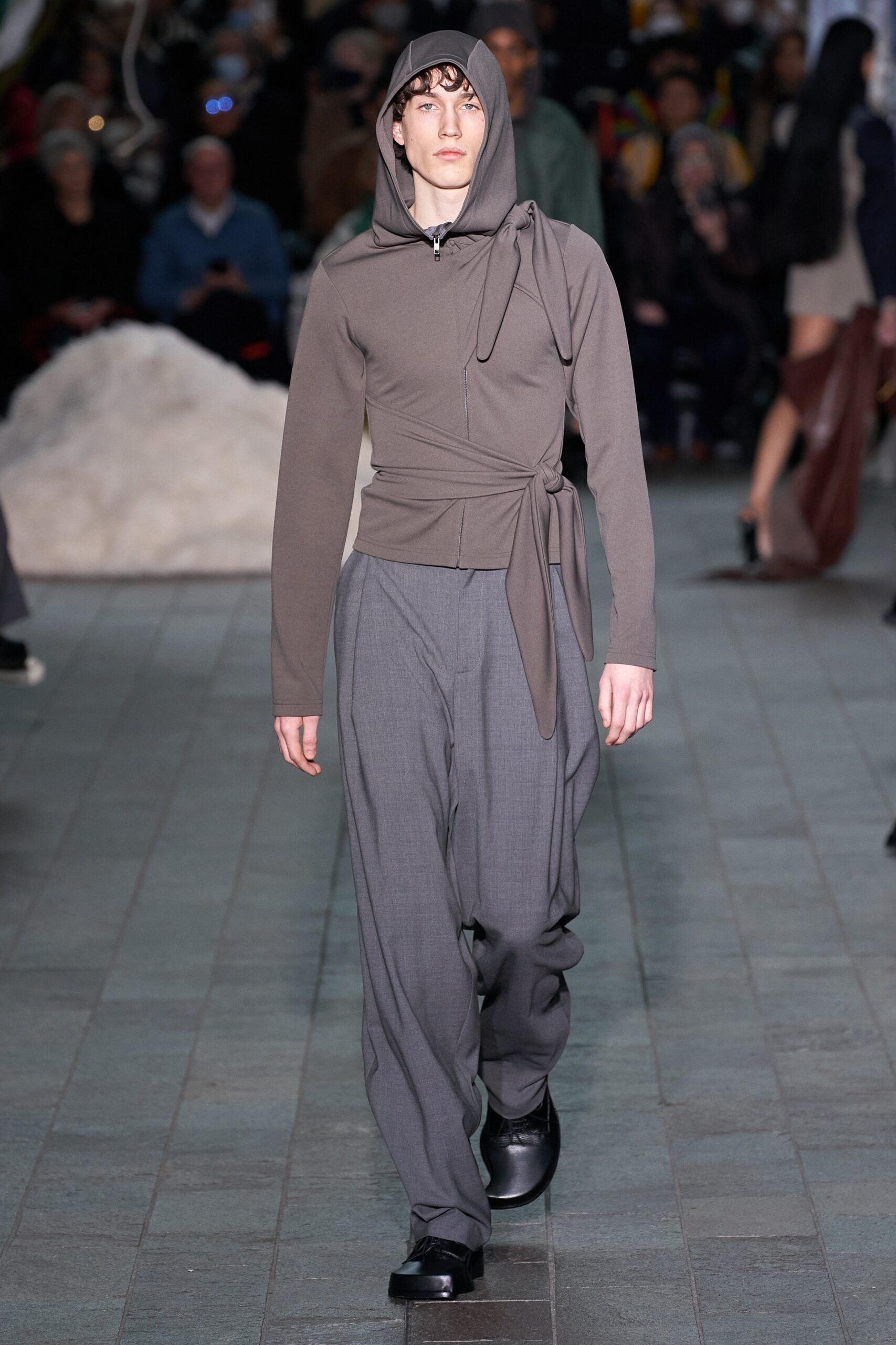 Central Saint Martins F/W 22 Look 17
