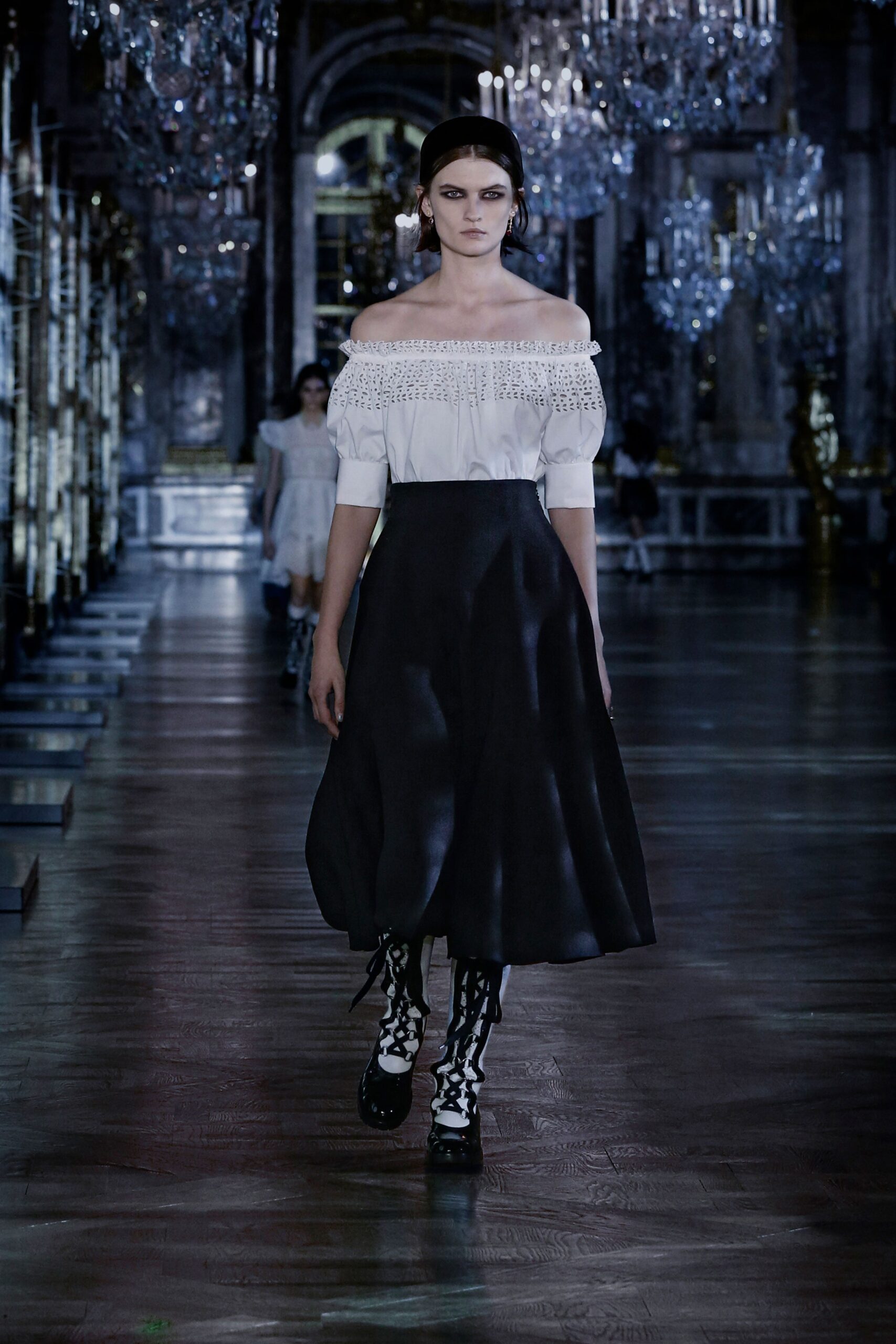 Christian Dior F/W 21 Look 229