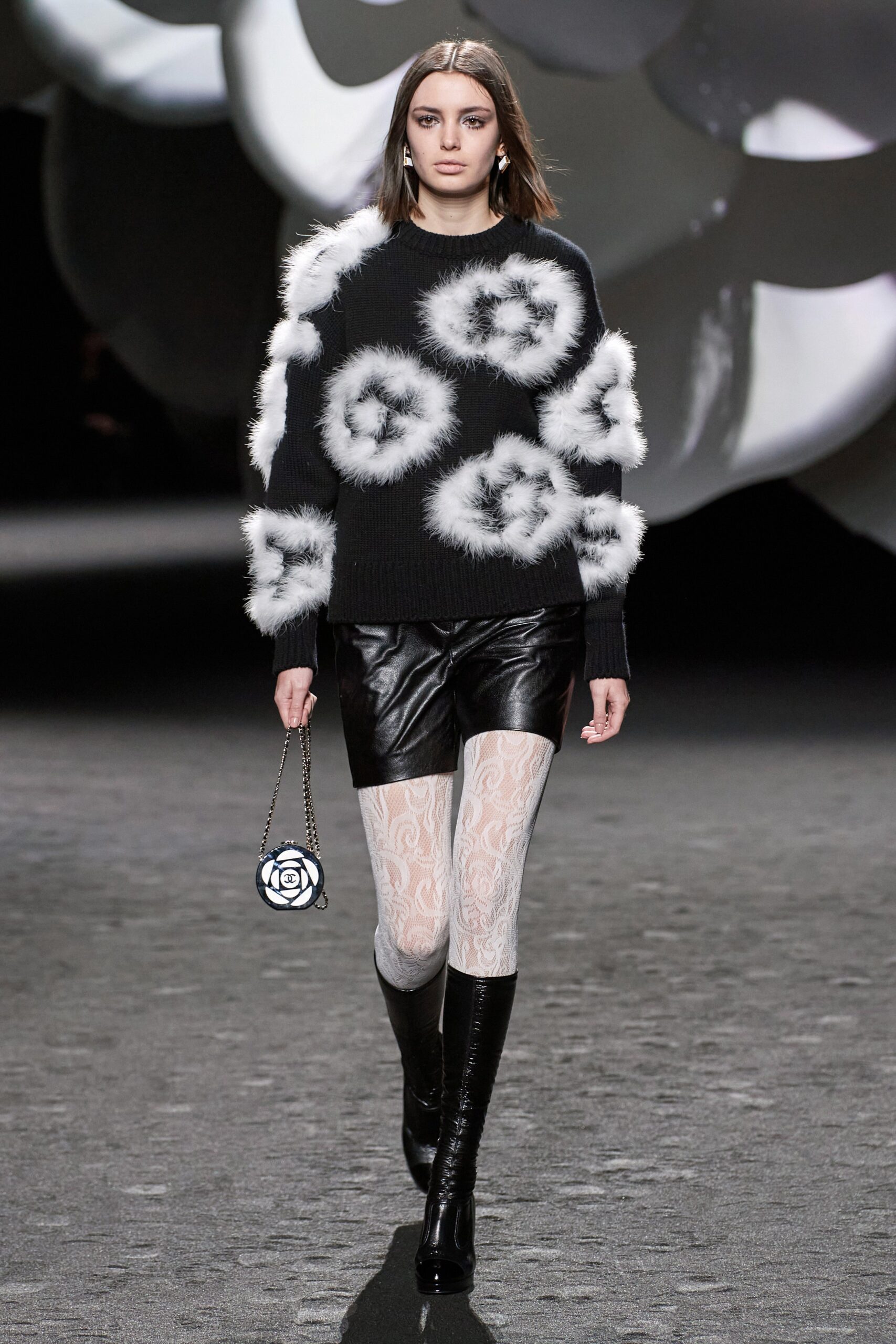 Chanel F/W 23 Look 212