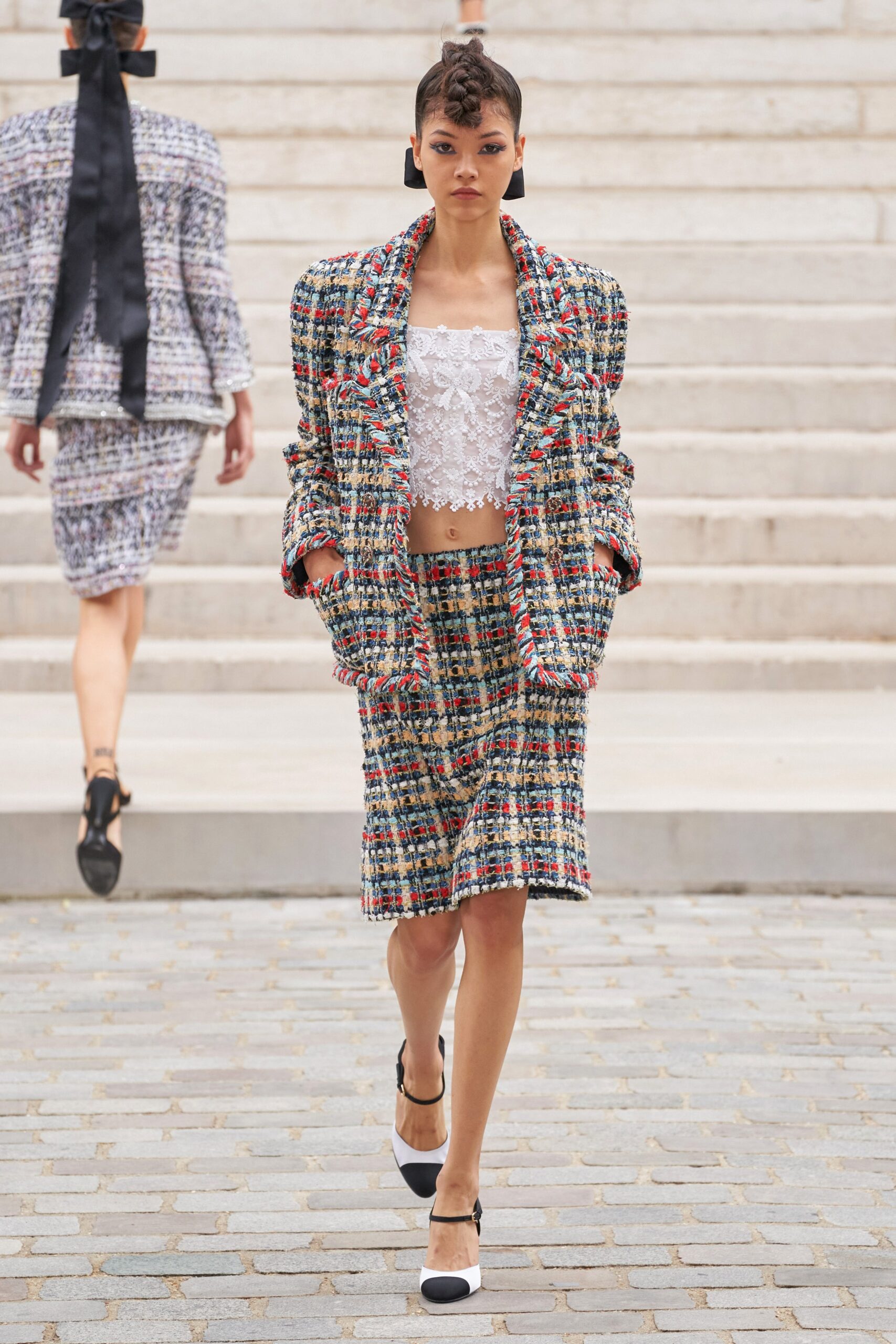 Chanel F/W 21 Couture Look 207