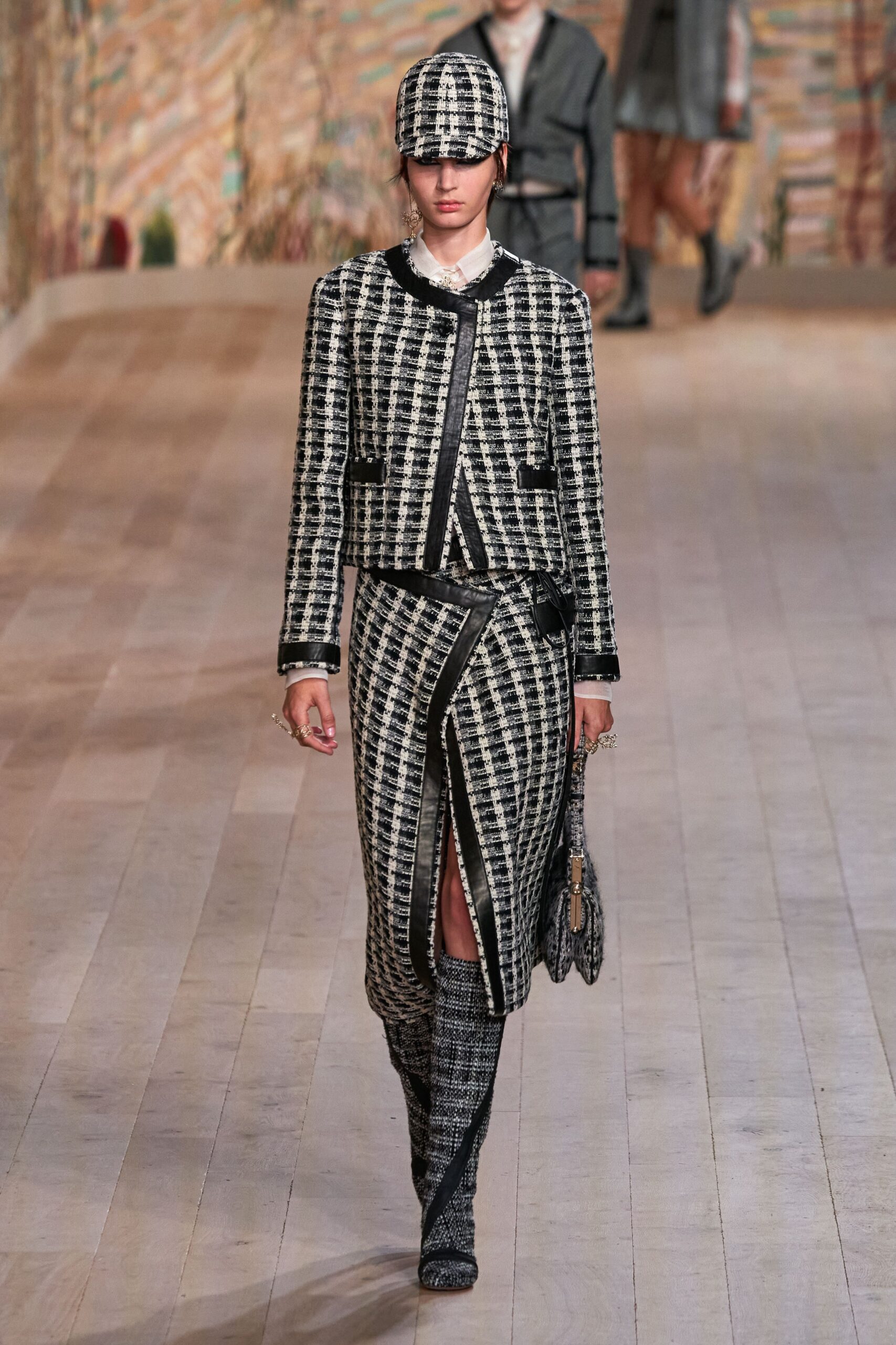 Christian Dior F/W 21 Couture Look 297