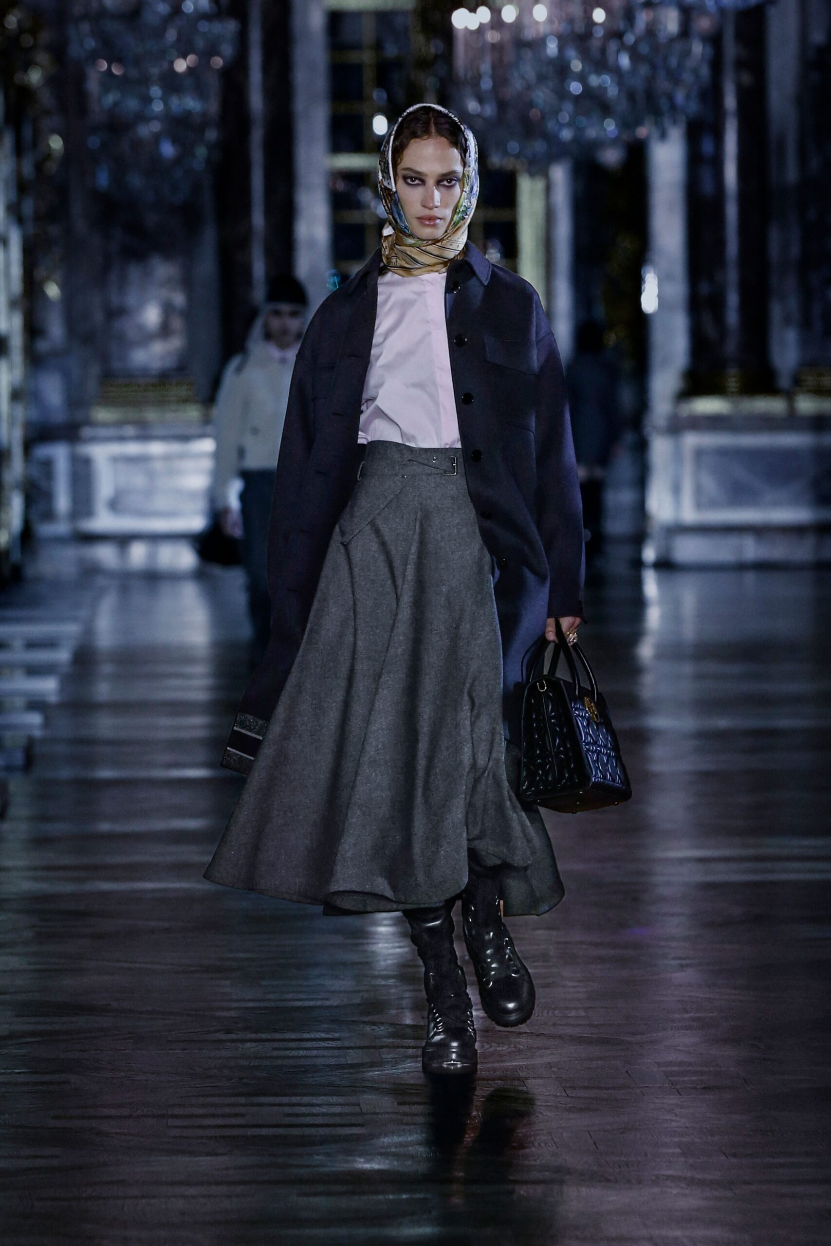 Christian Dior F/W 21 Look 271