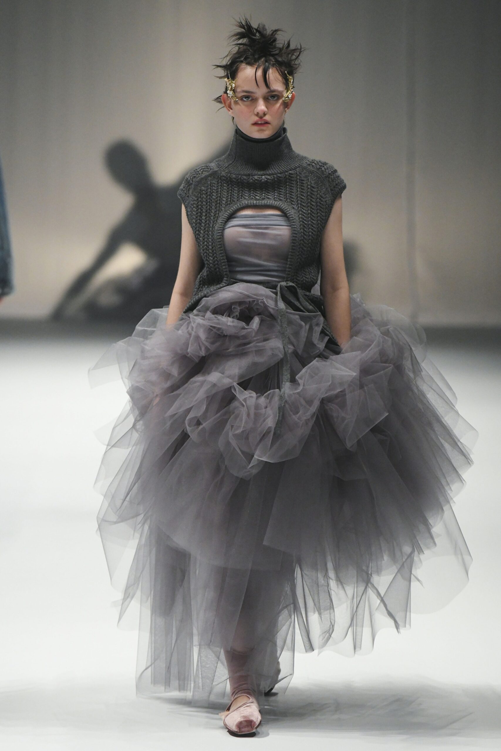 Chika Kisada Tokyo F/W 23 Look 256