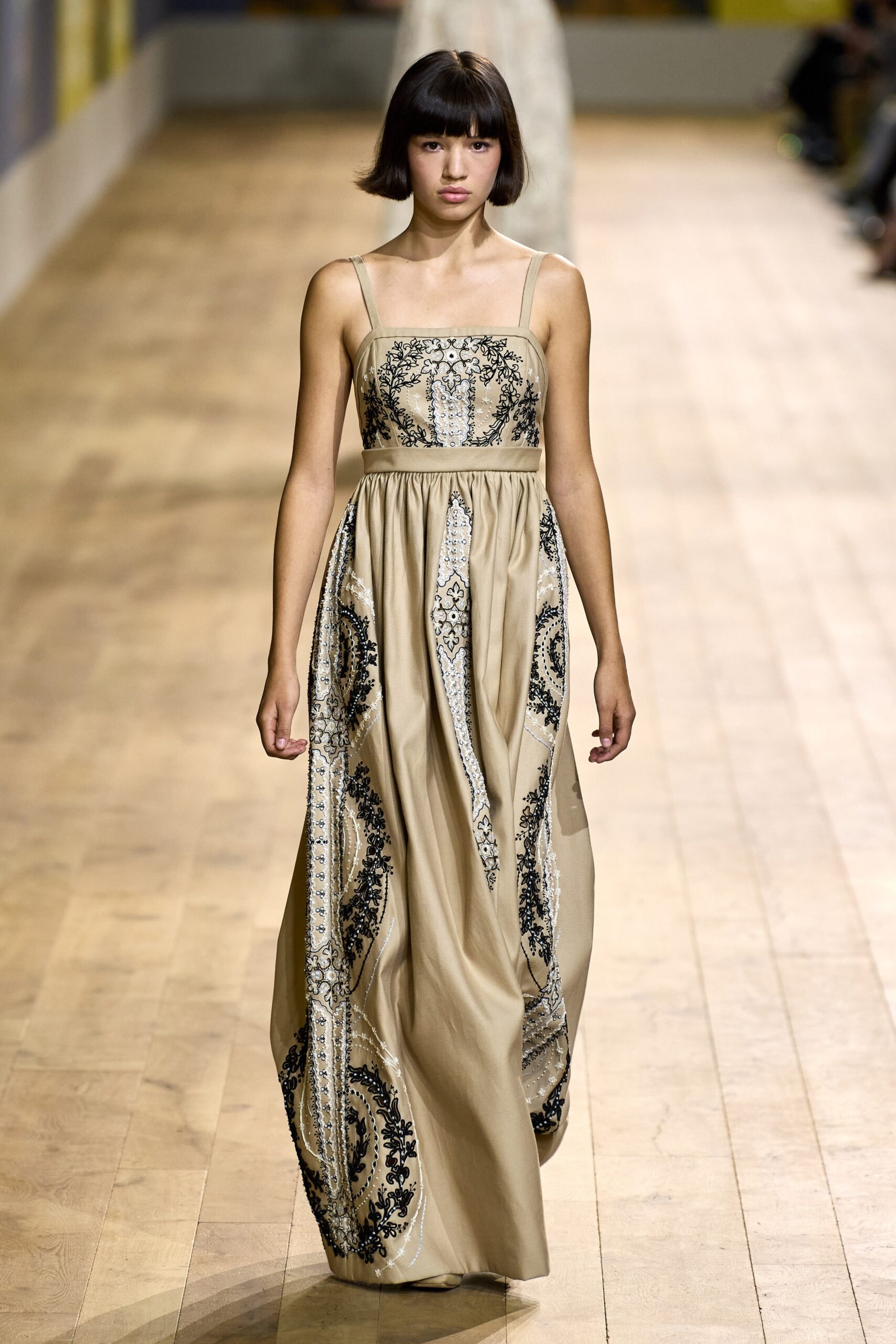 Christian Dior F/W 22 Couture Look 274