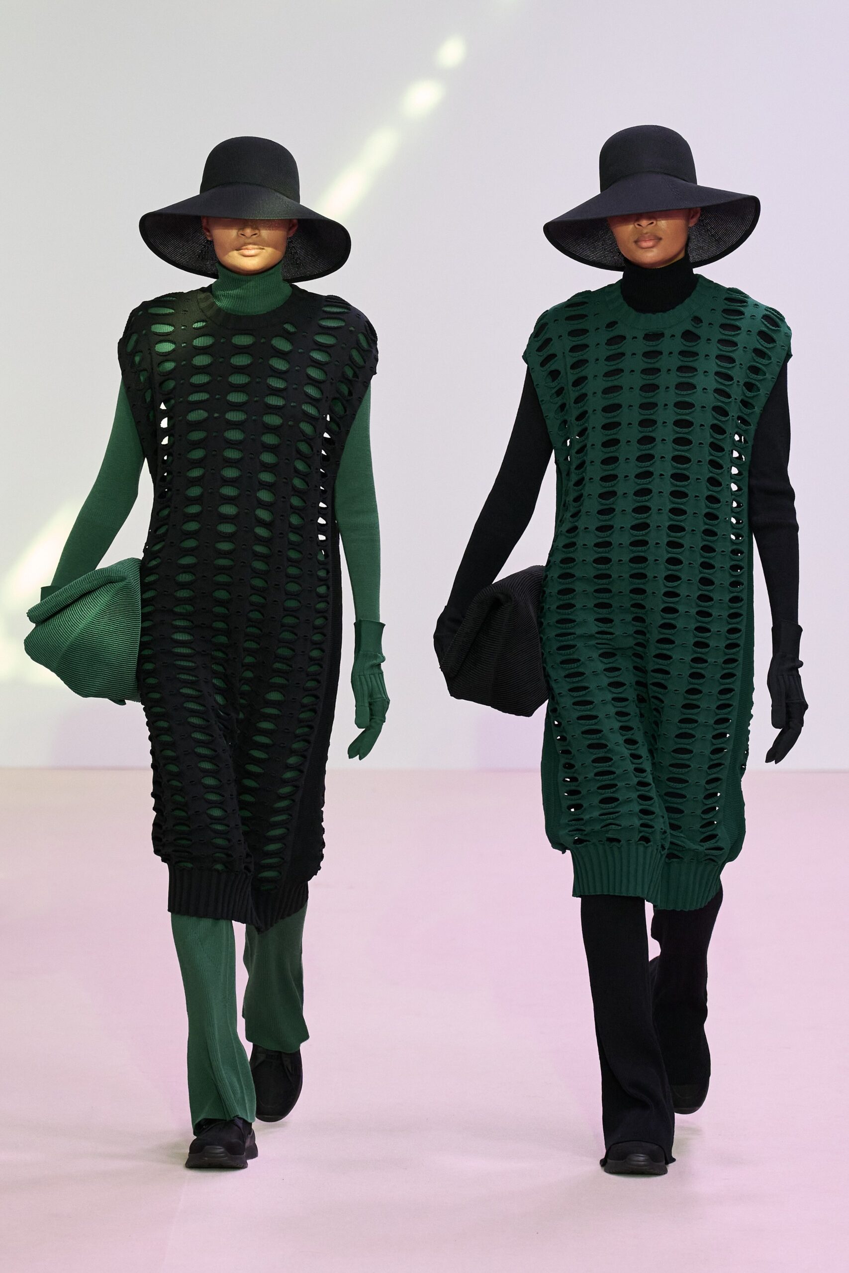 CFCL F/W 23 Look 283