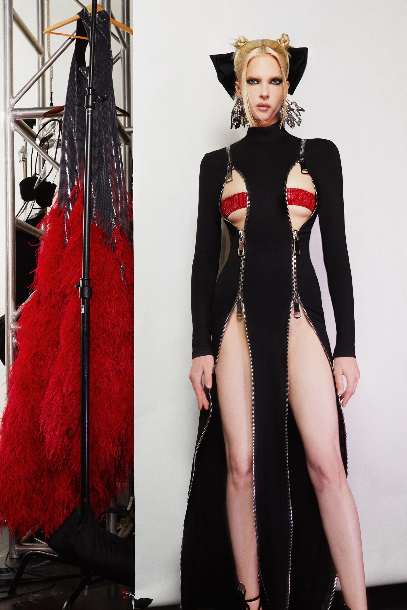 Christian Cowan Resort 23 Look 323