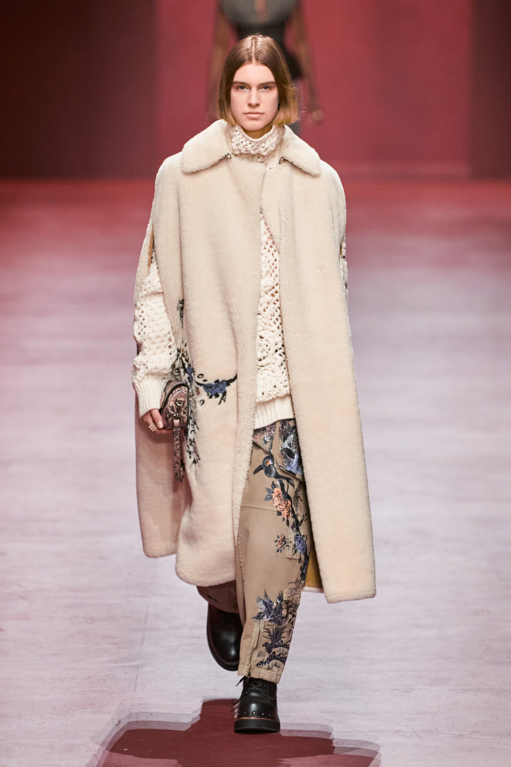 Christian Dior F/W 22 Look 261
