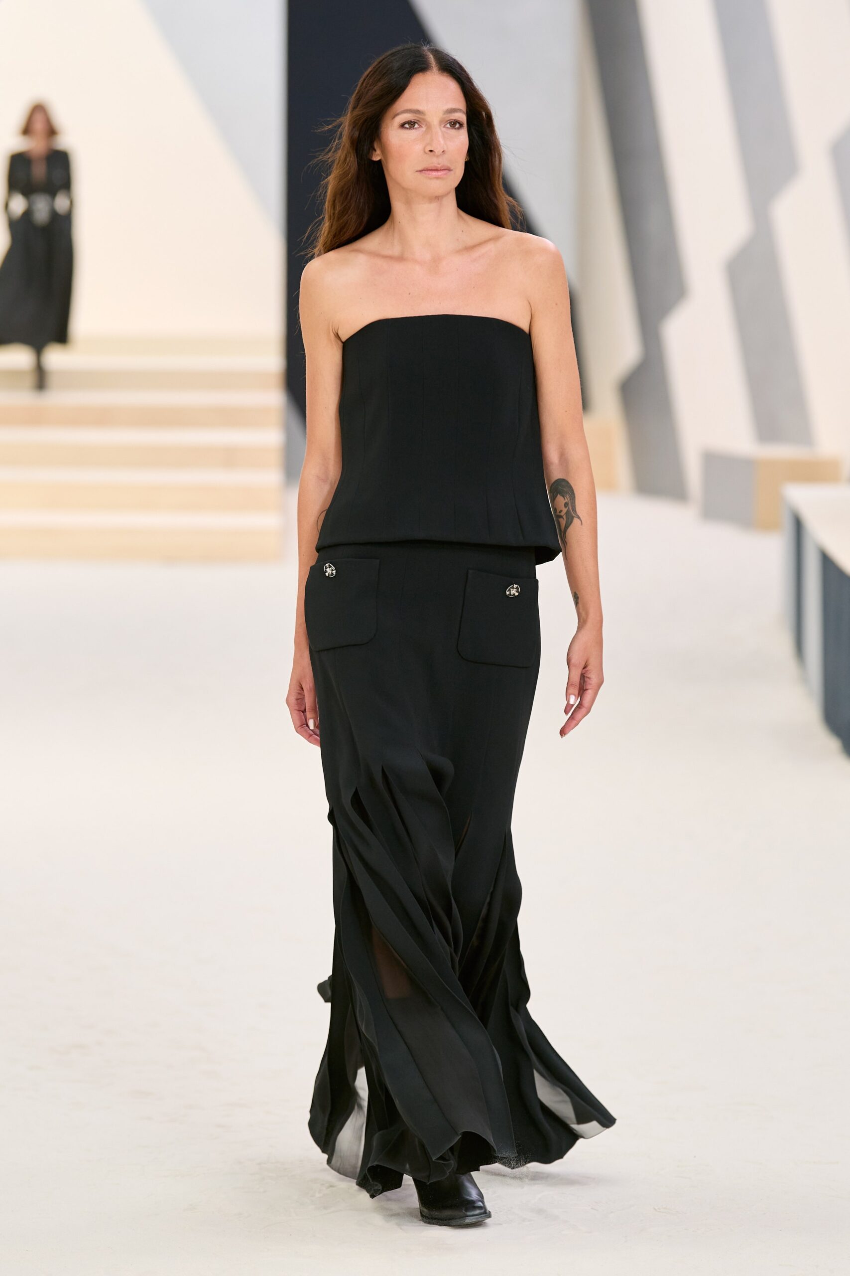 Chanel F/W 22 Couture Look 336