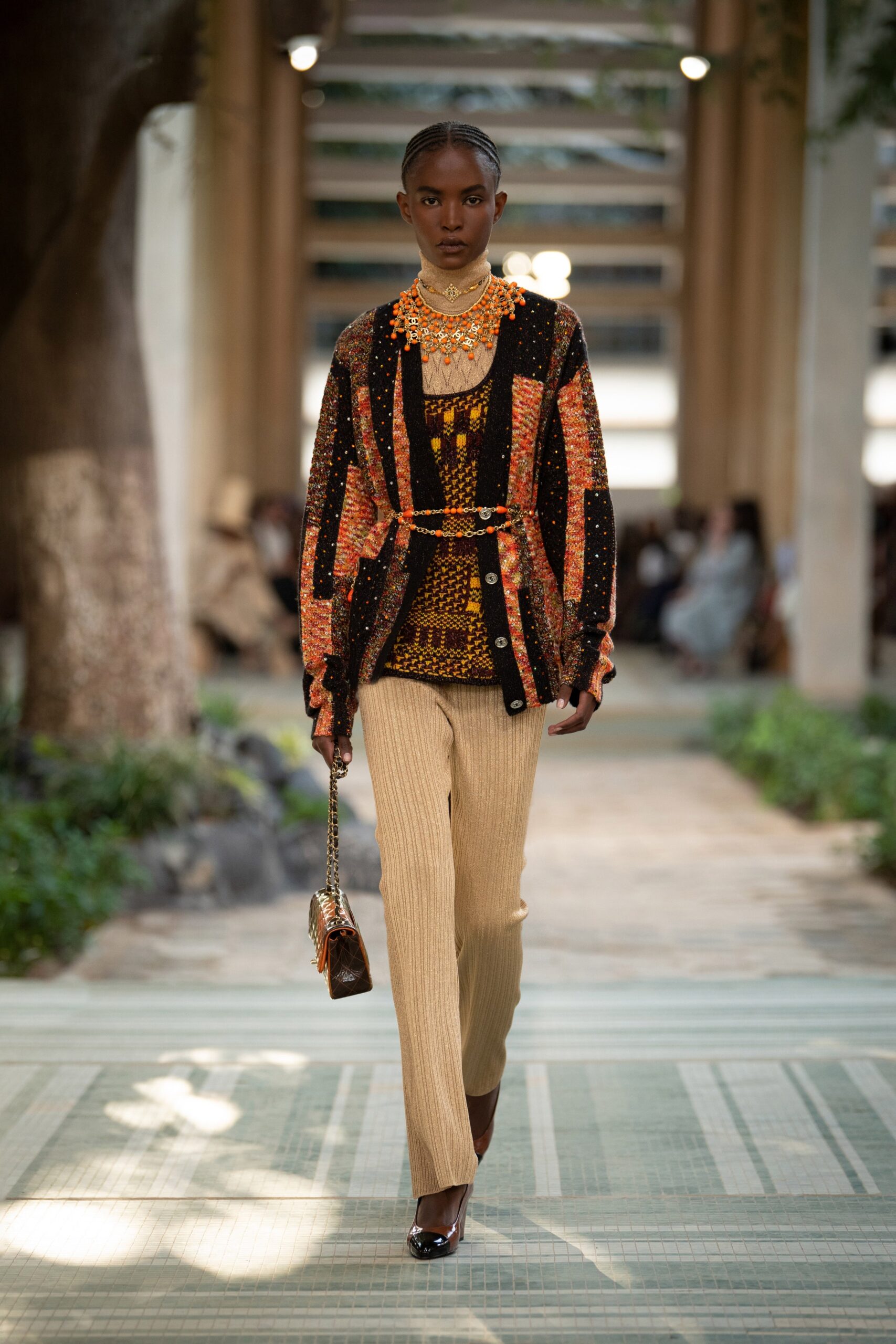 Chanel F/W 23 Look 296