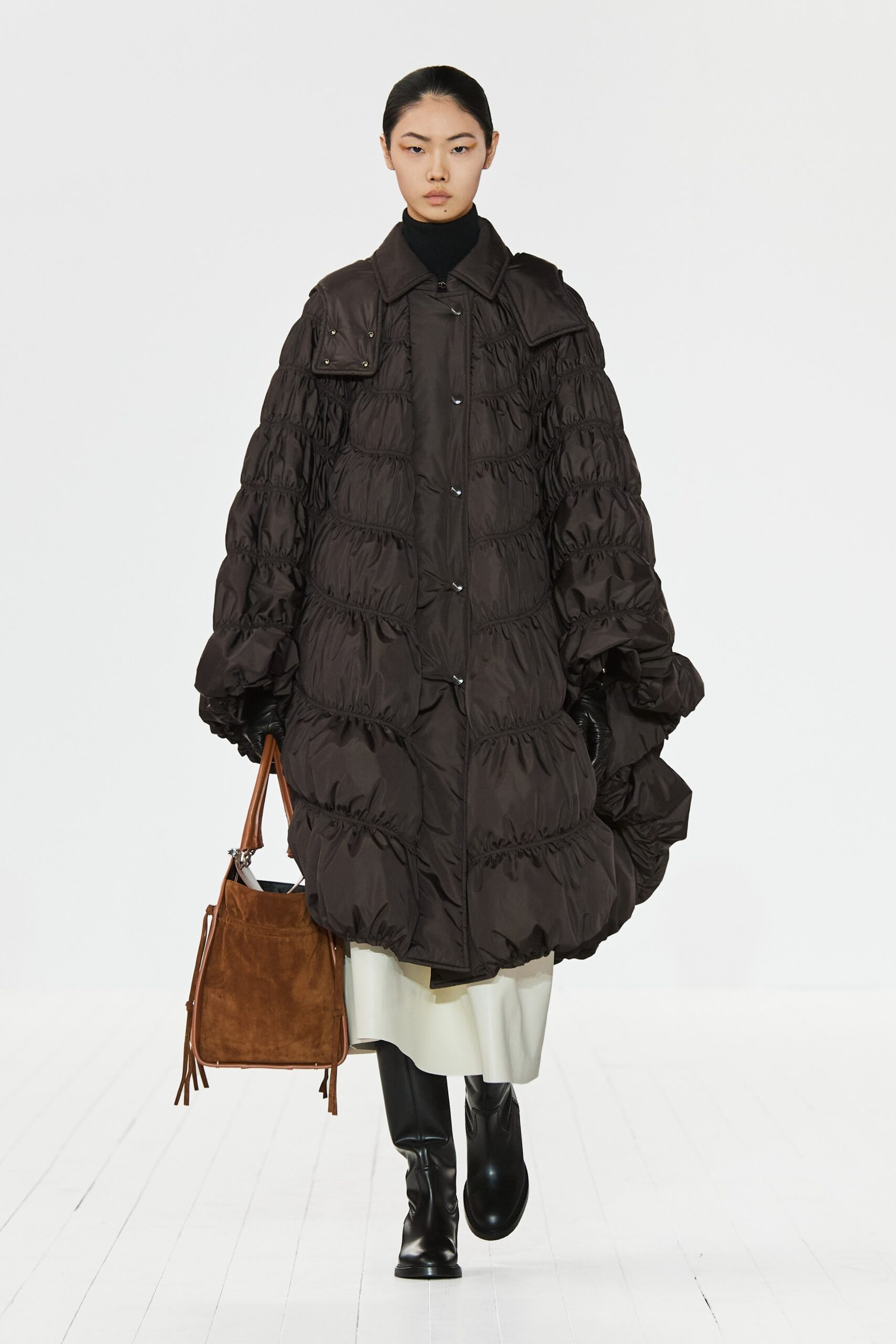 Chloé F/W 23 Look 351
