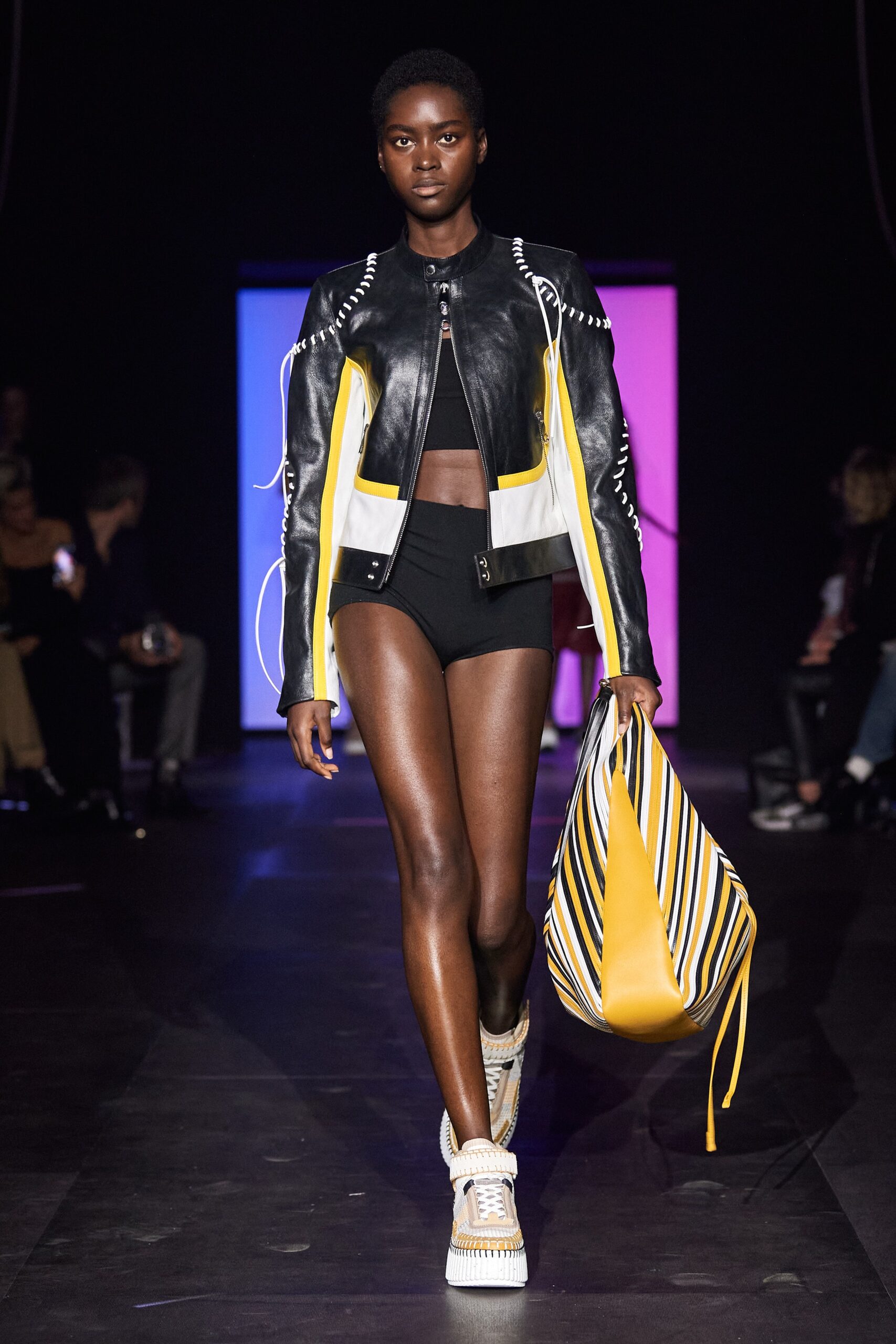 Chloé S/S 23 Look 329
