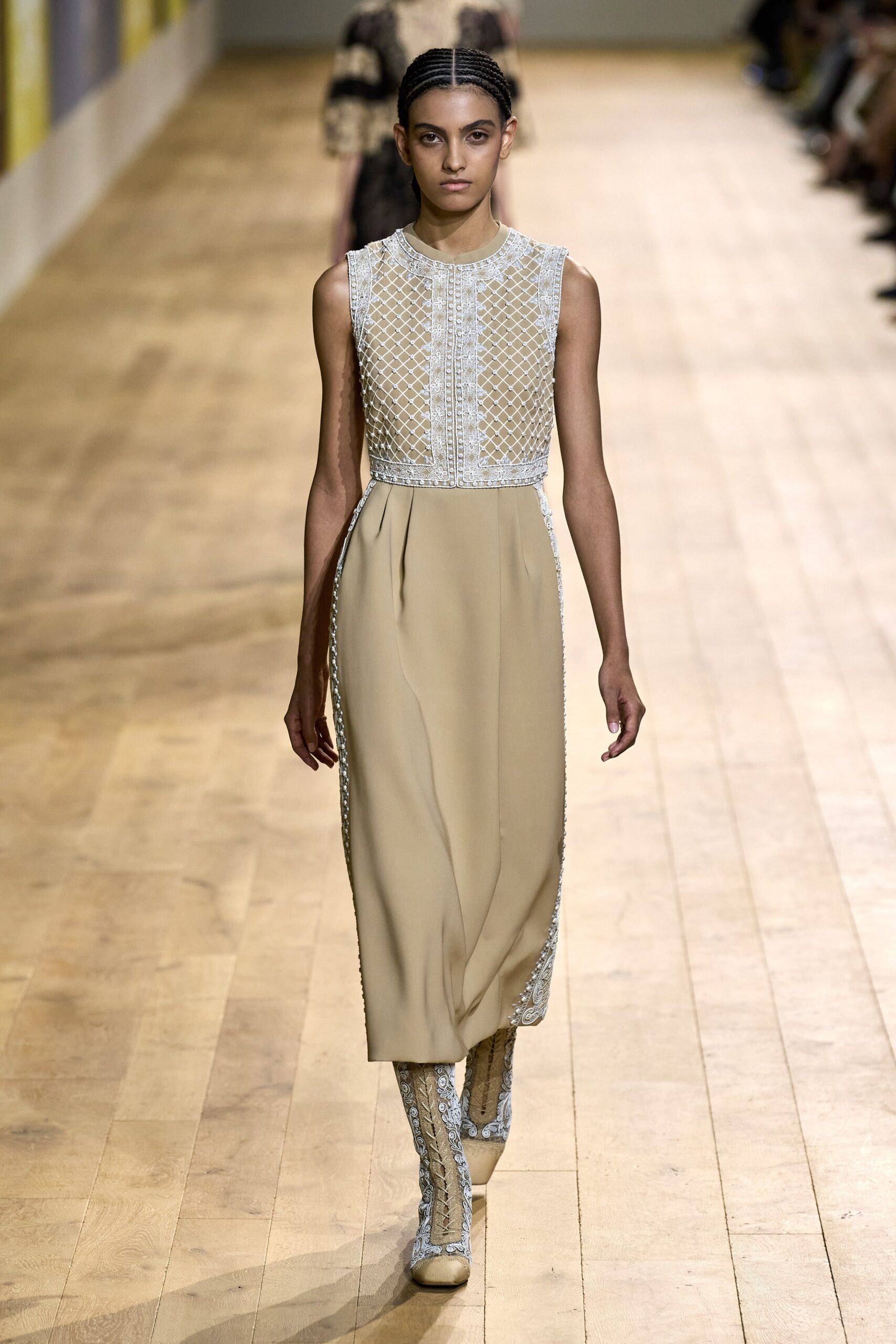 Christian Dior F/W 22 Couture Look 300