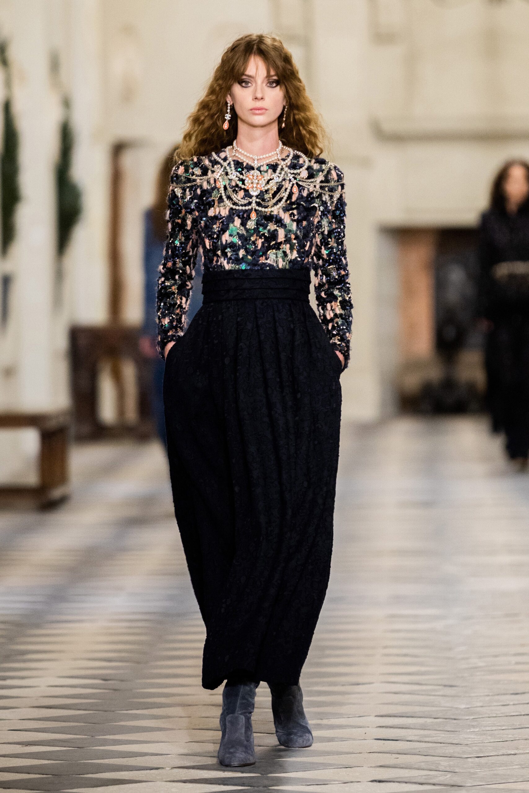 Chanel F/W 21 Look 340