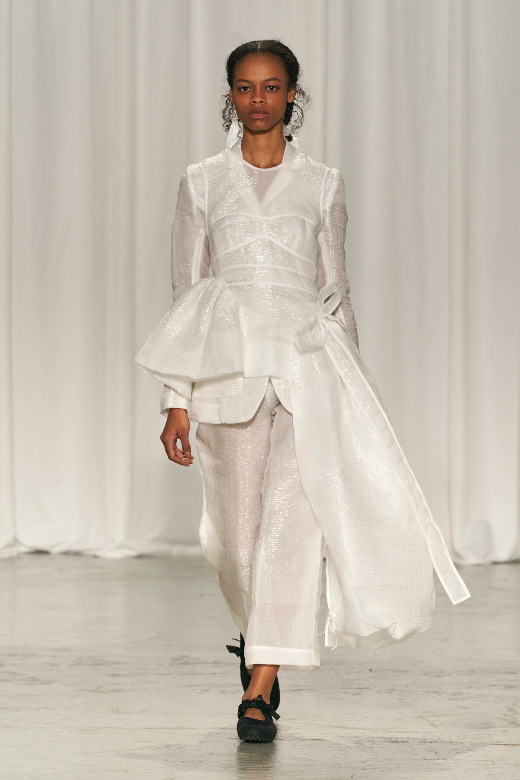 Cecilie Bahnsen F/W 22 Look 303