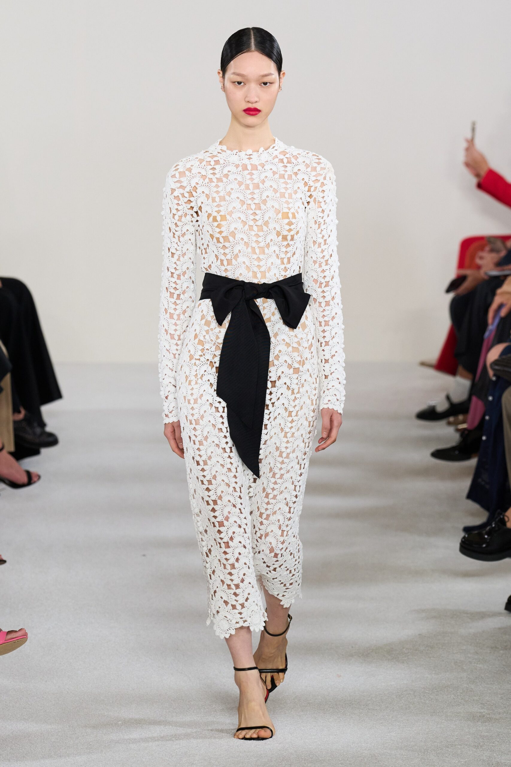 Carolina Herrera S/S 23 Look 209
