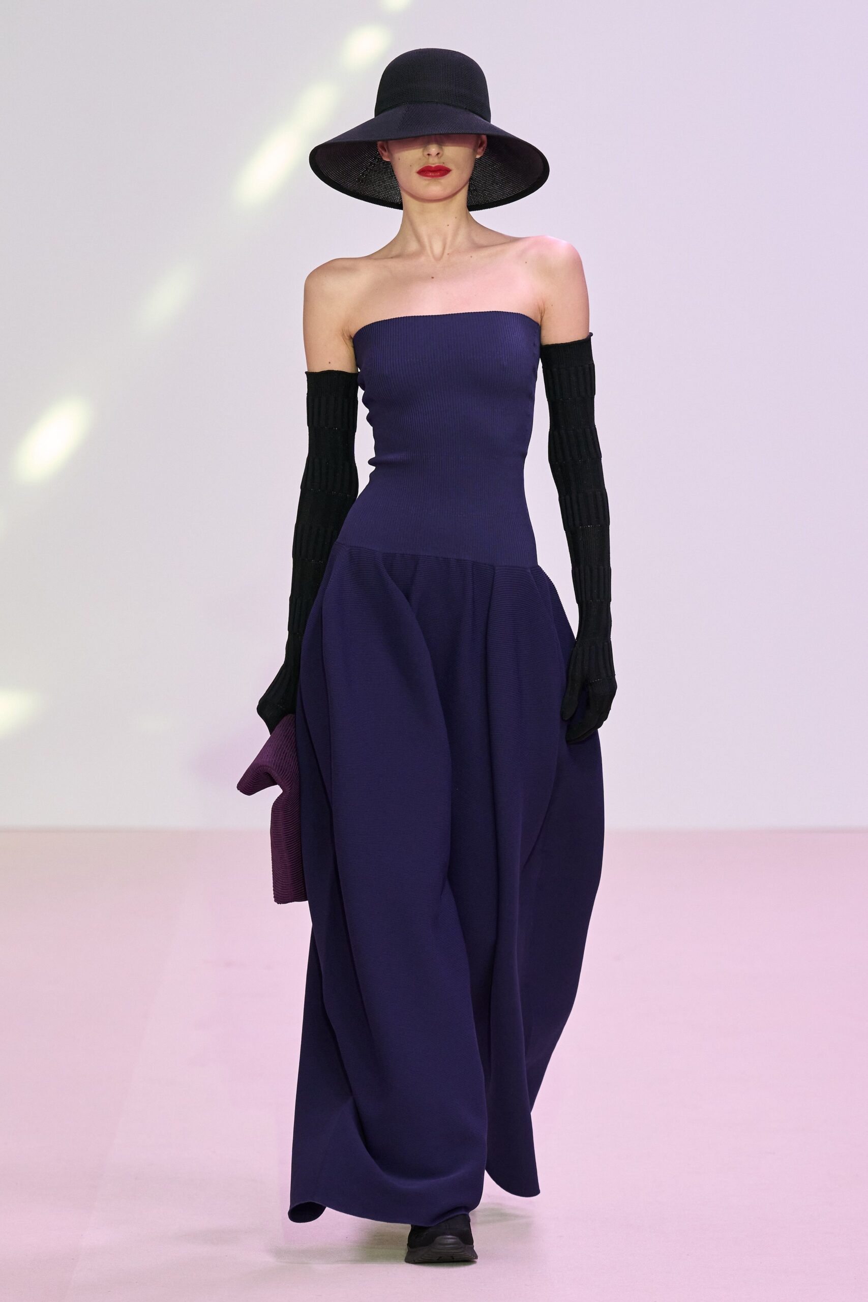 CFCL F/W 23 Look 330