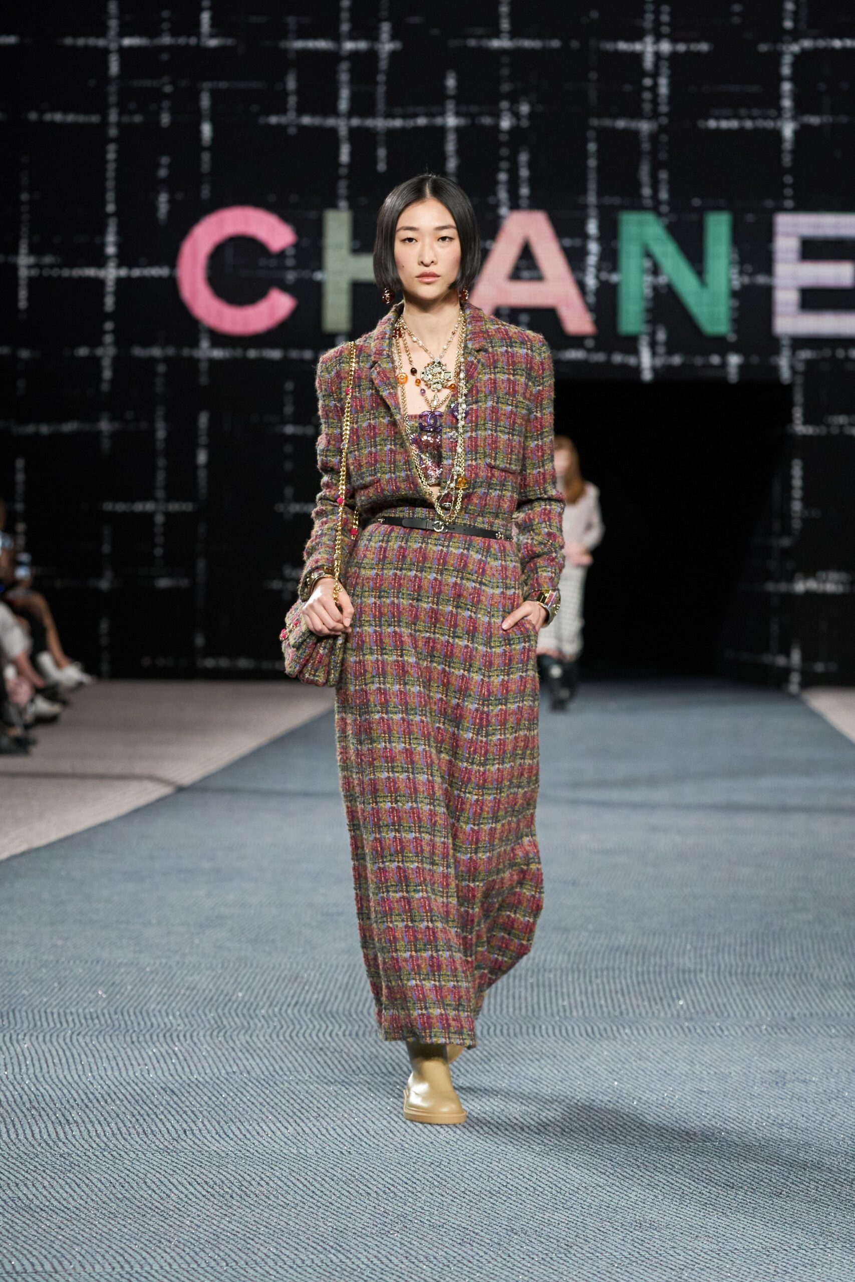Chanel F/W 22 Look 316