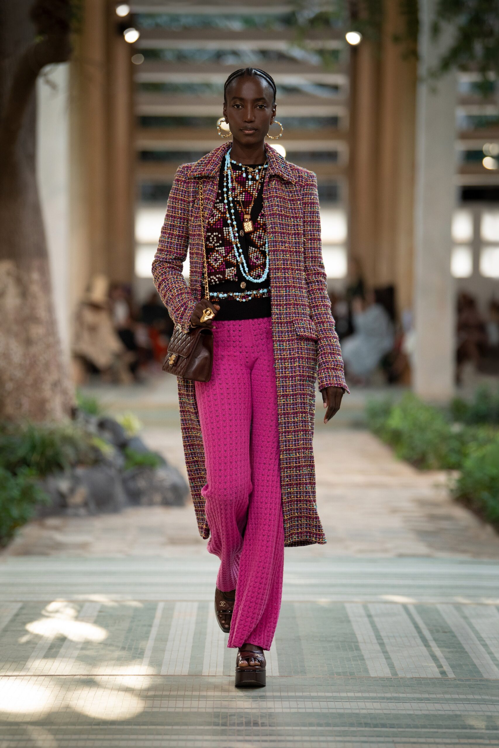 Chanel F/W 23 Look 318