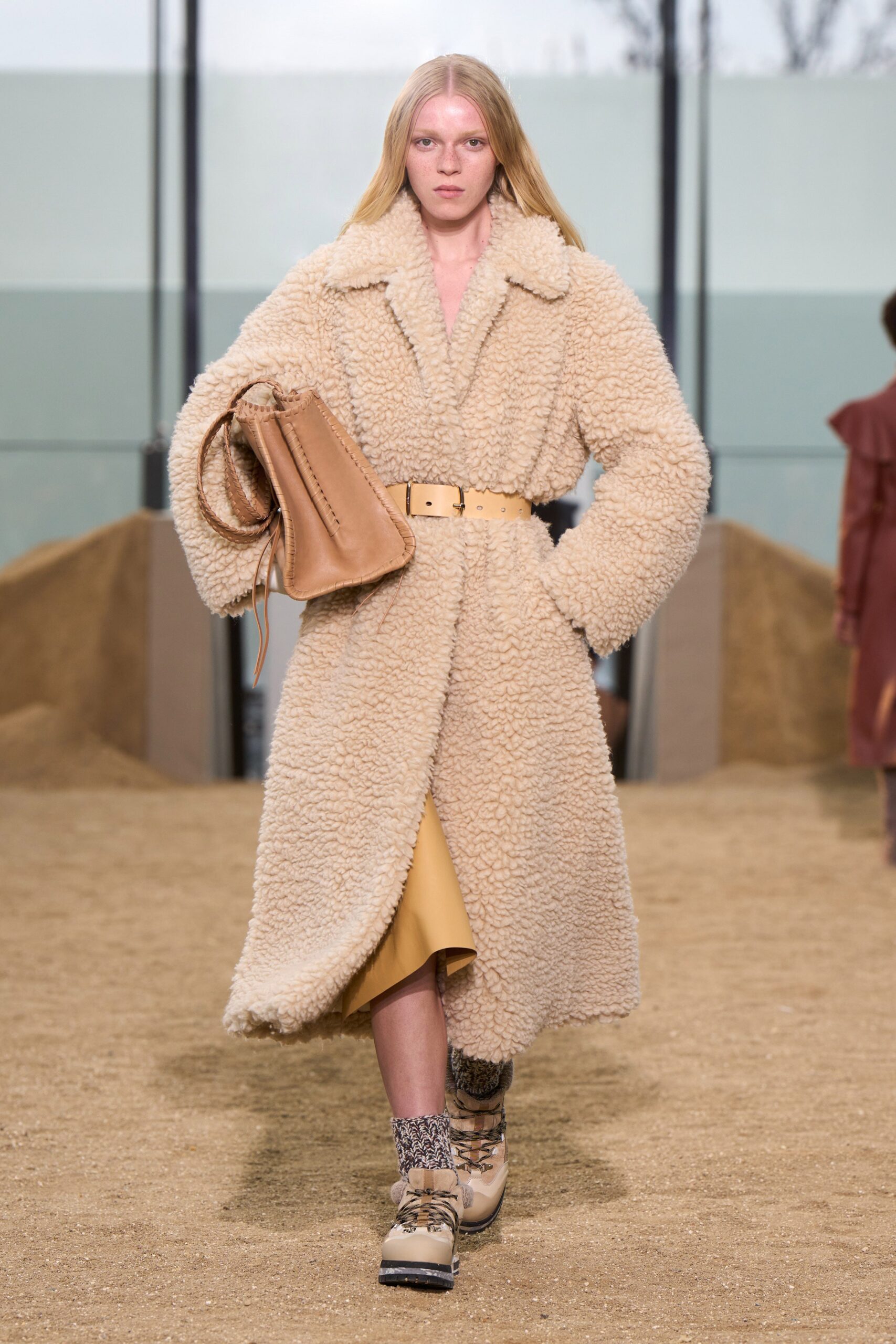 Chloé F/W 22 Look 349