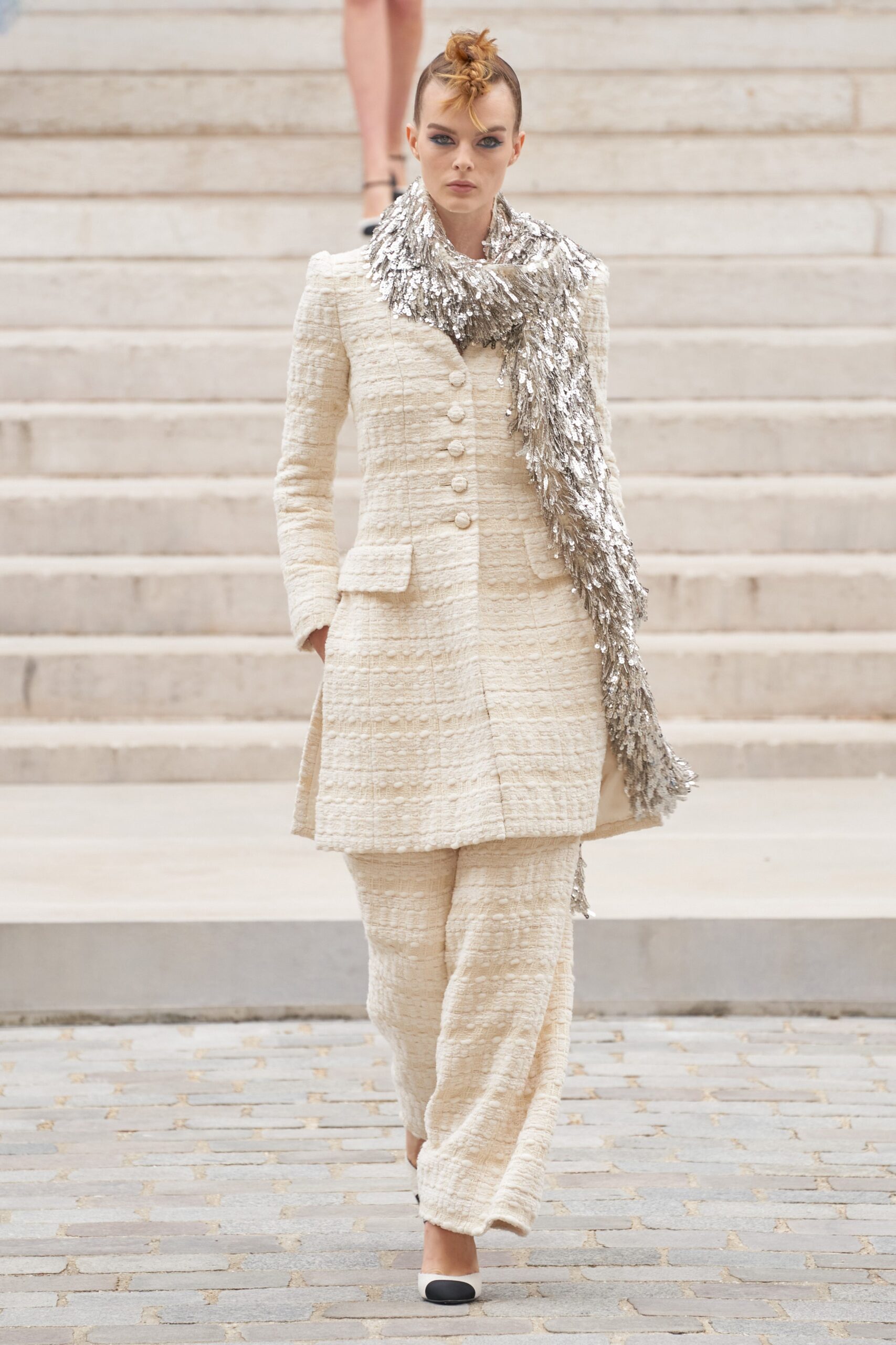 Chanel F/W 21 Couture Look 308