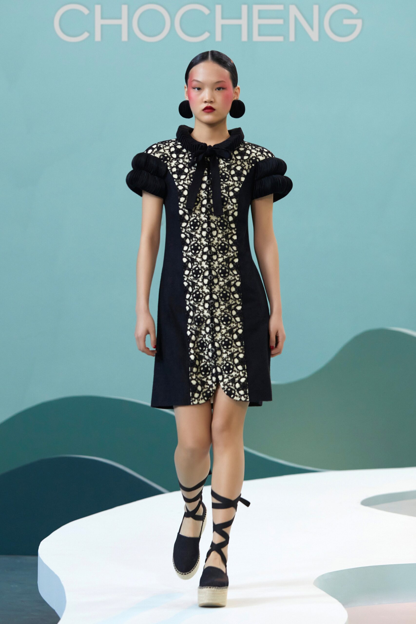 Chocheng F/W 21 Look 438