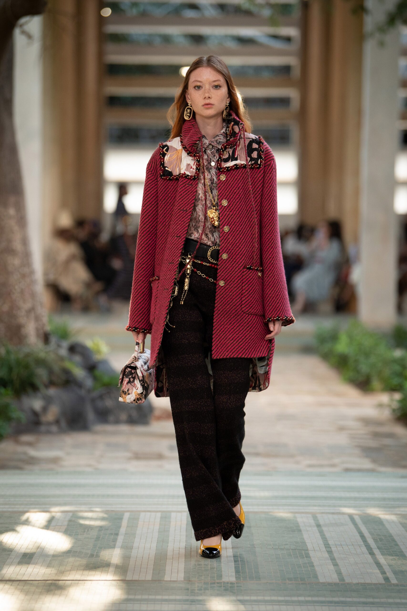 Chanel F/W 23 Look 339