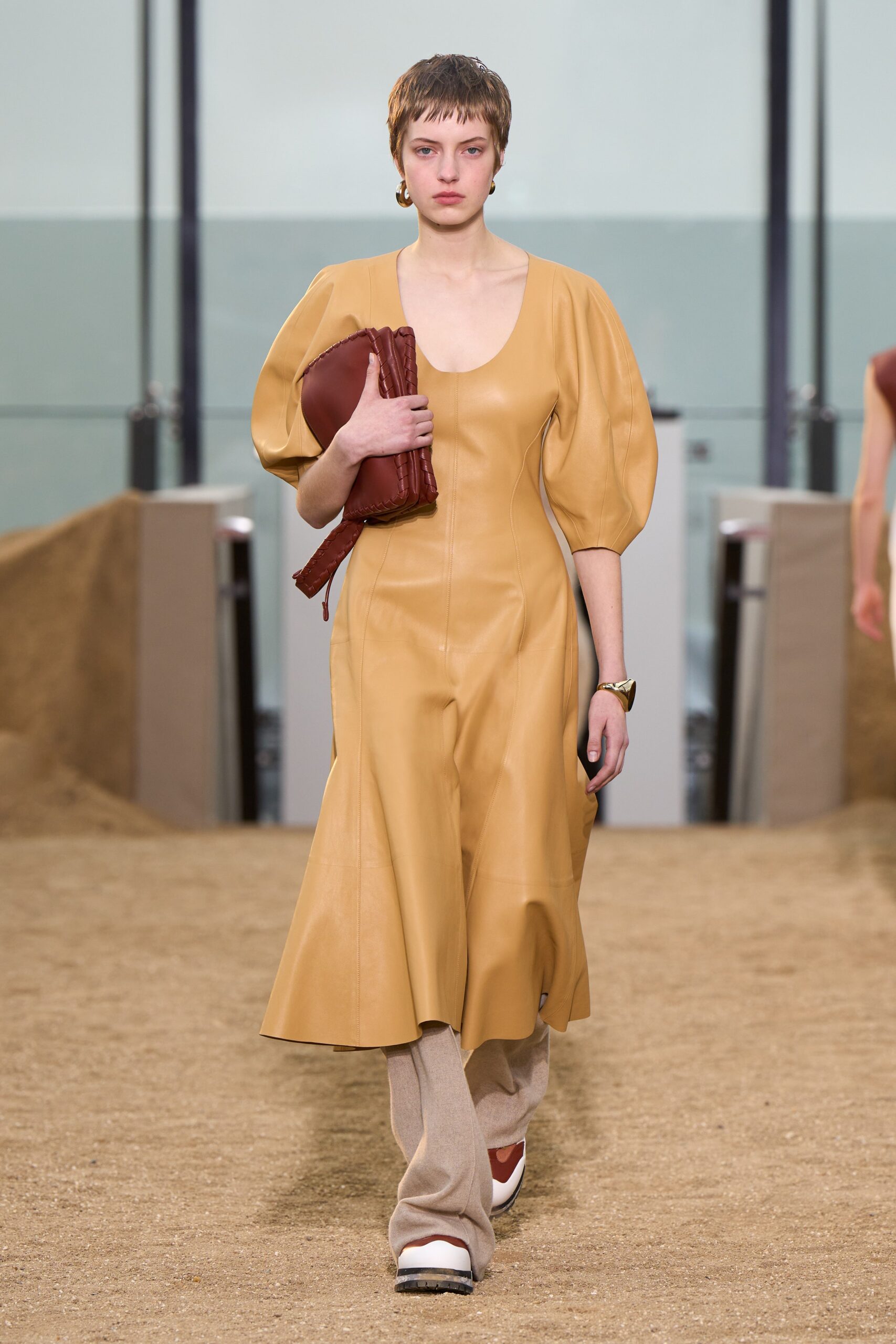 Chloé F/W 22 Look 367