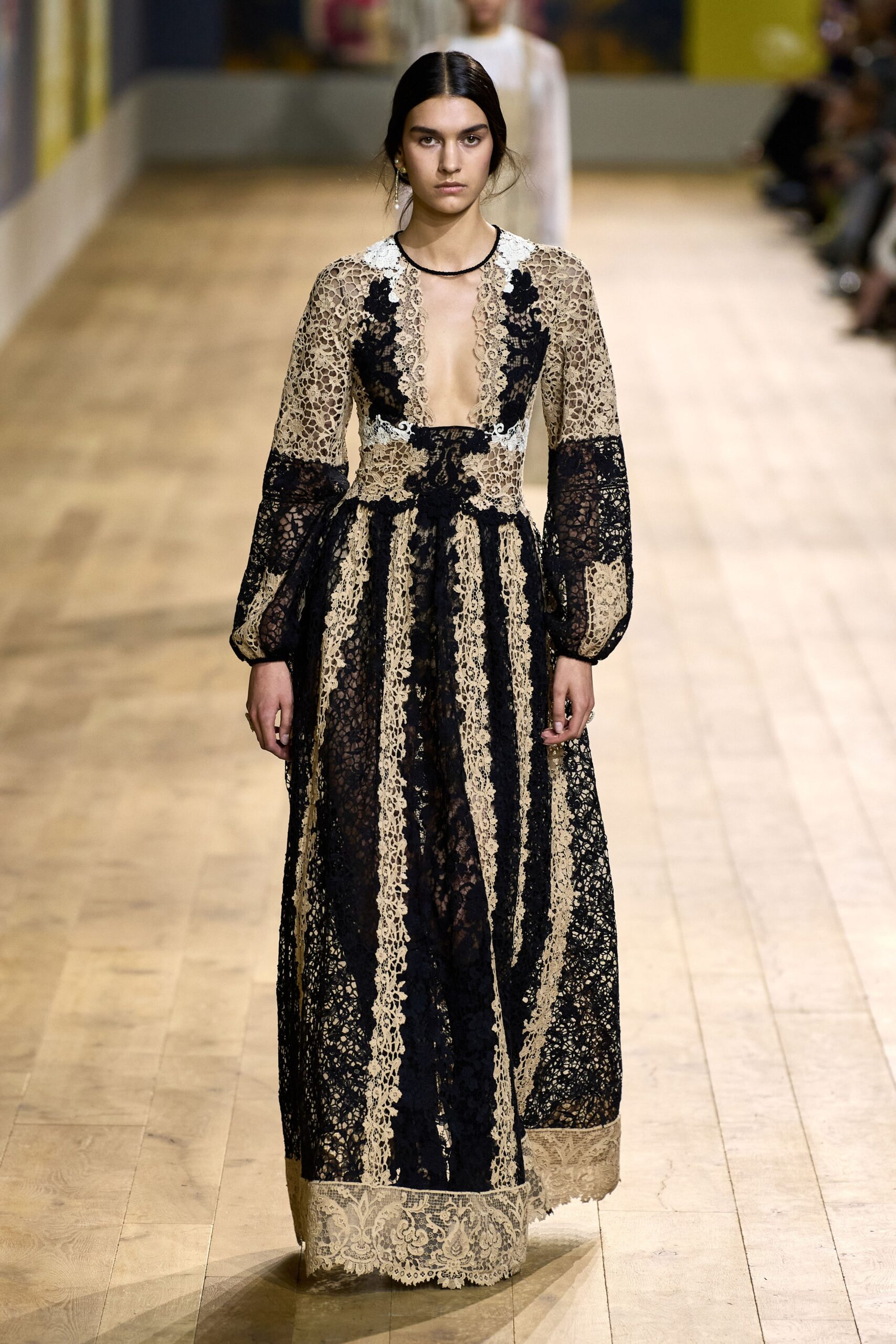 Christian Dior F/W 22 Couture Look 347