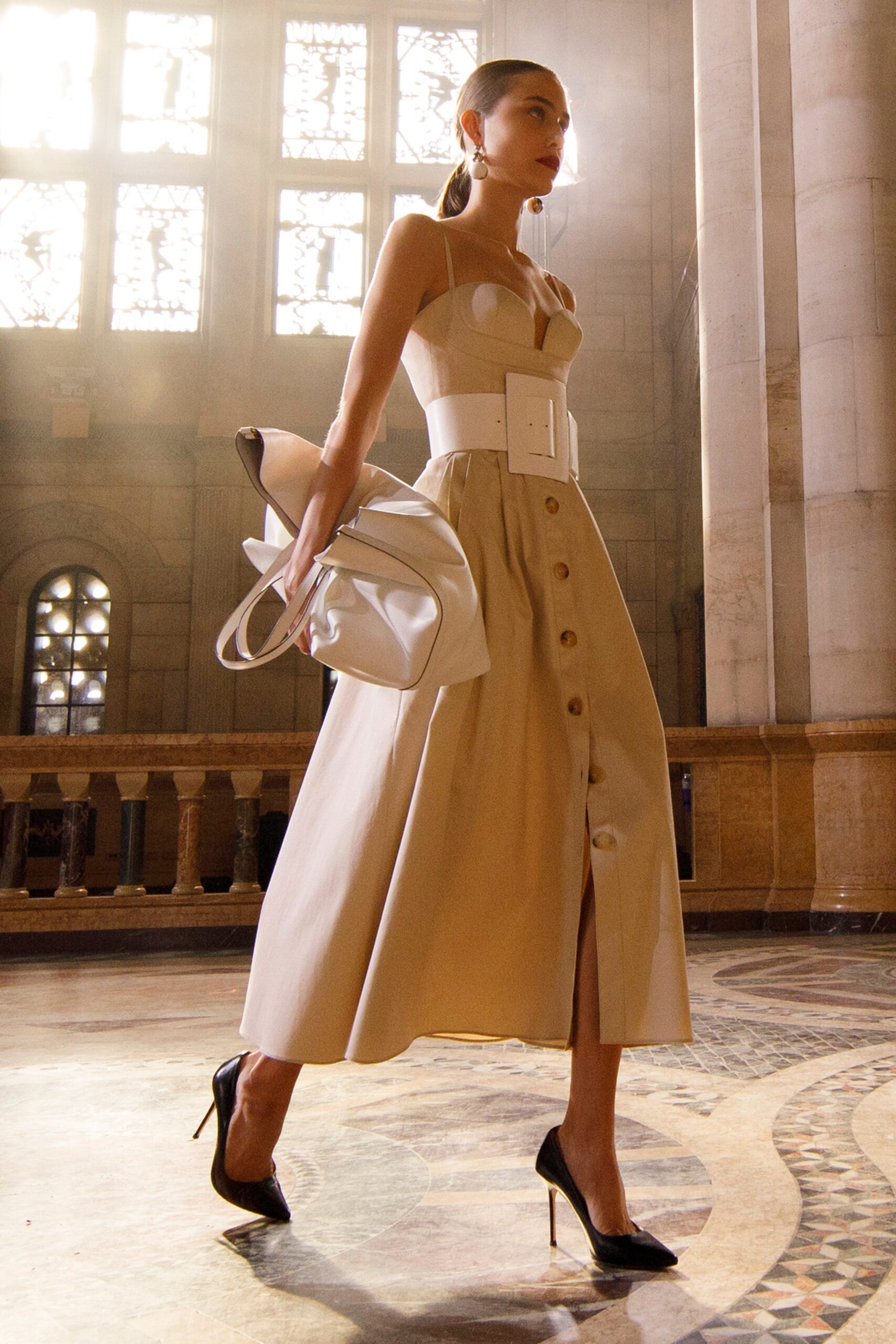 Carolina Herrera S/S 21 Look 327