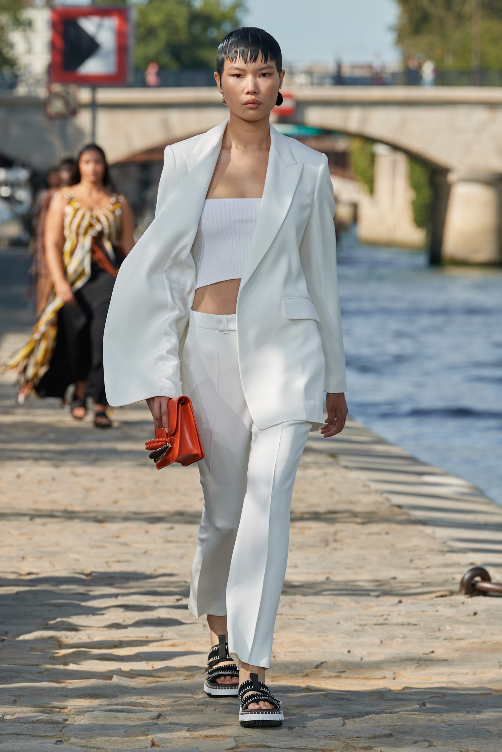 Chloé S/S 22 Look 357