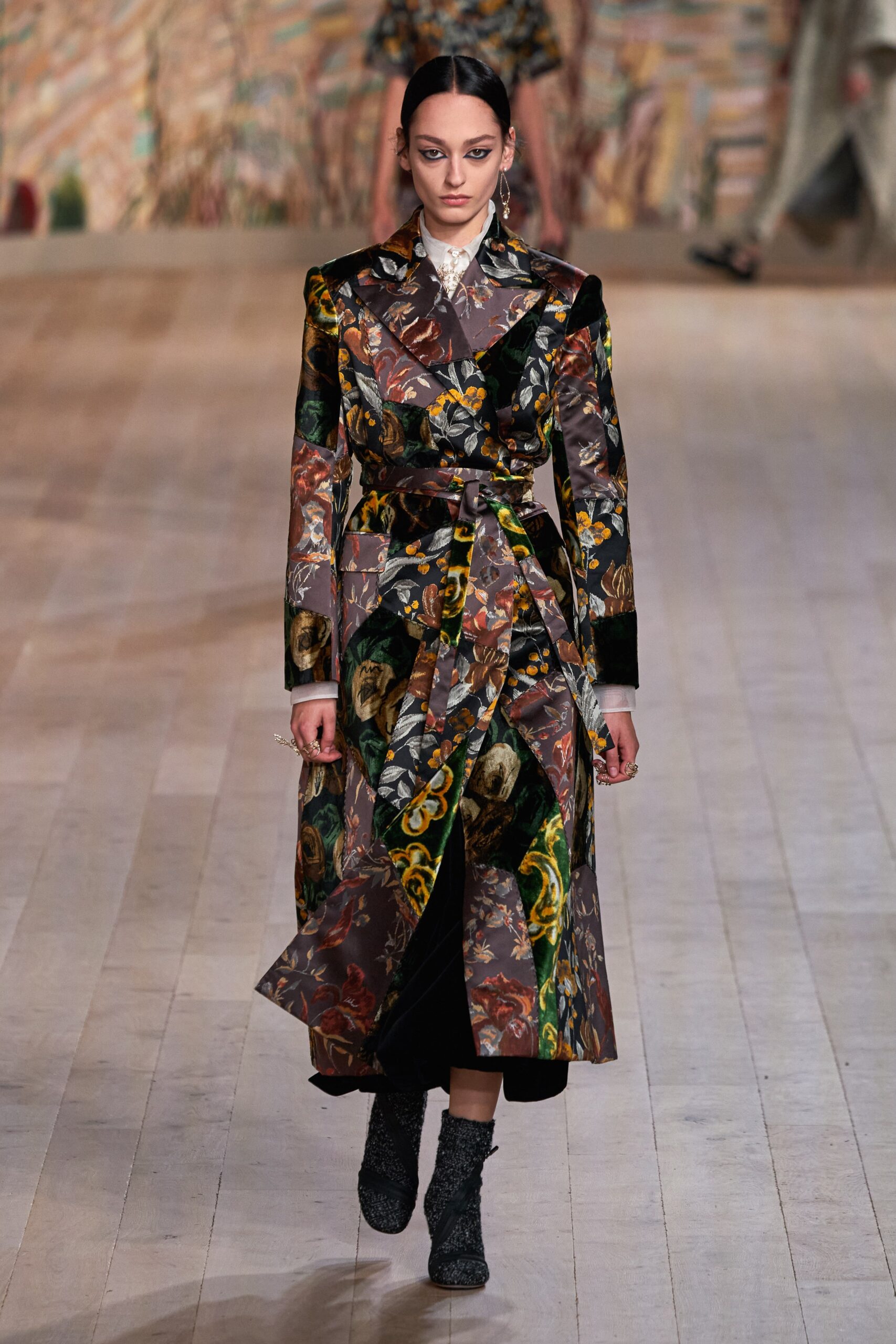 Christian Dior F/W 21 Couture Look 393