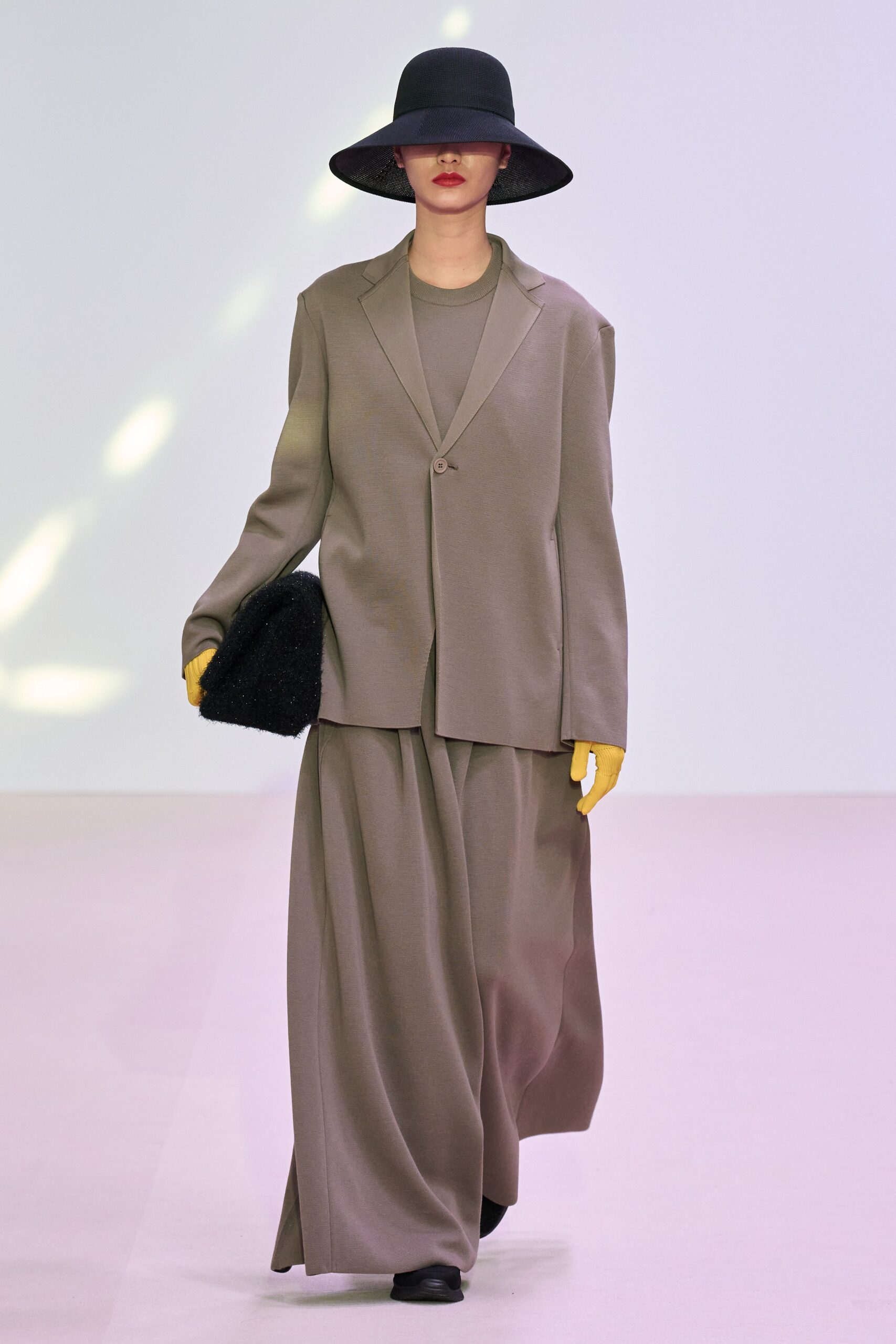 CFCL F/W 23 Look 375