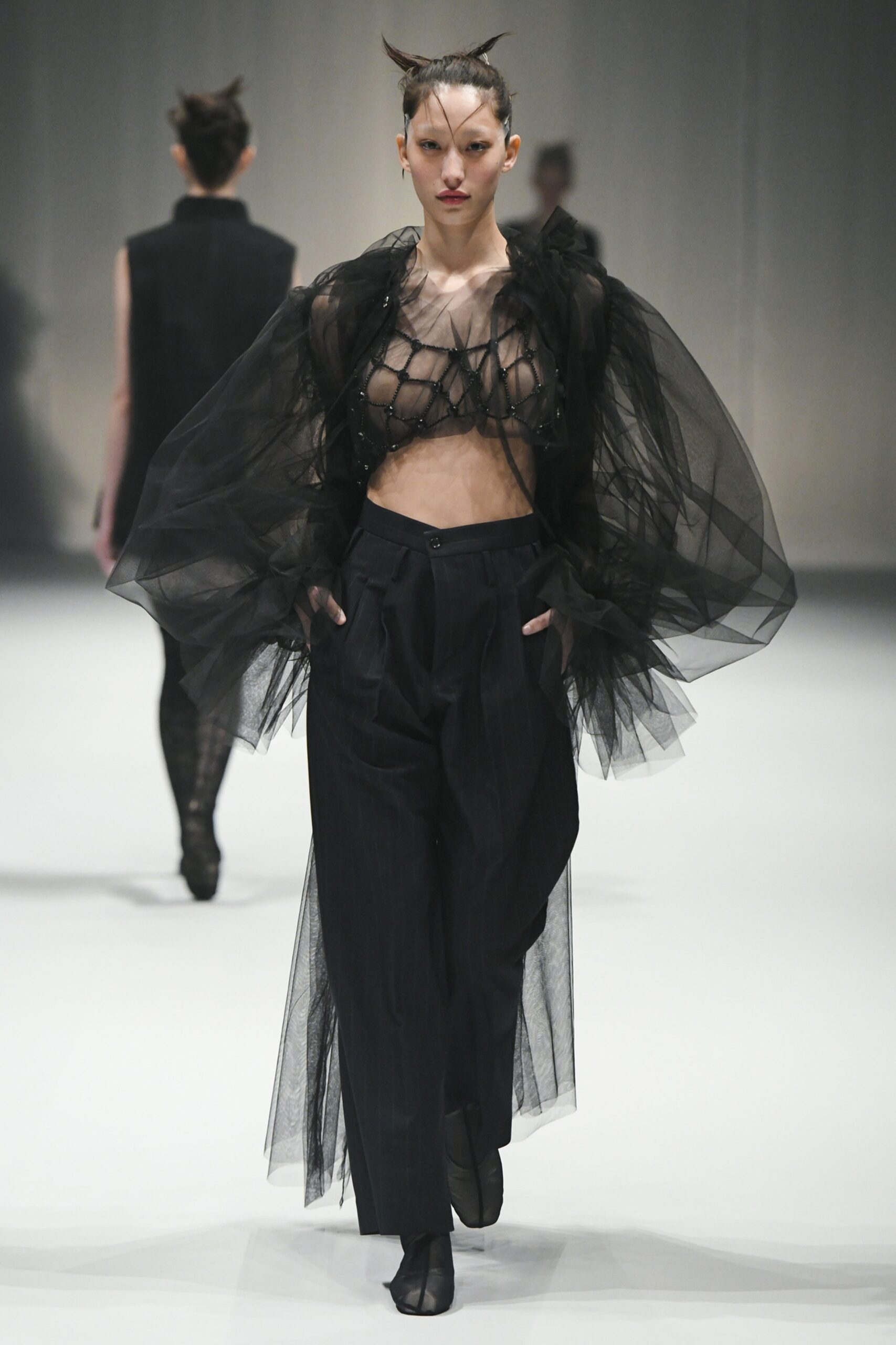 Chika Kisada Tokyo F/W 23 Look 344