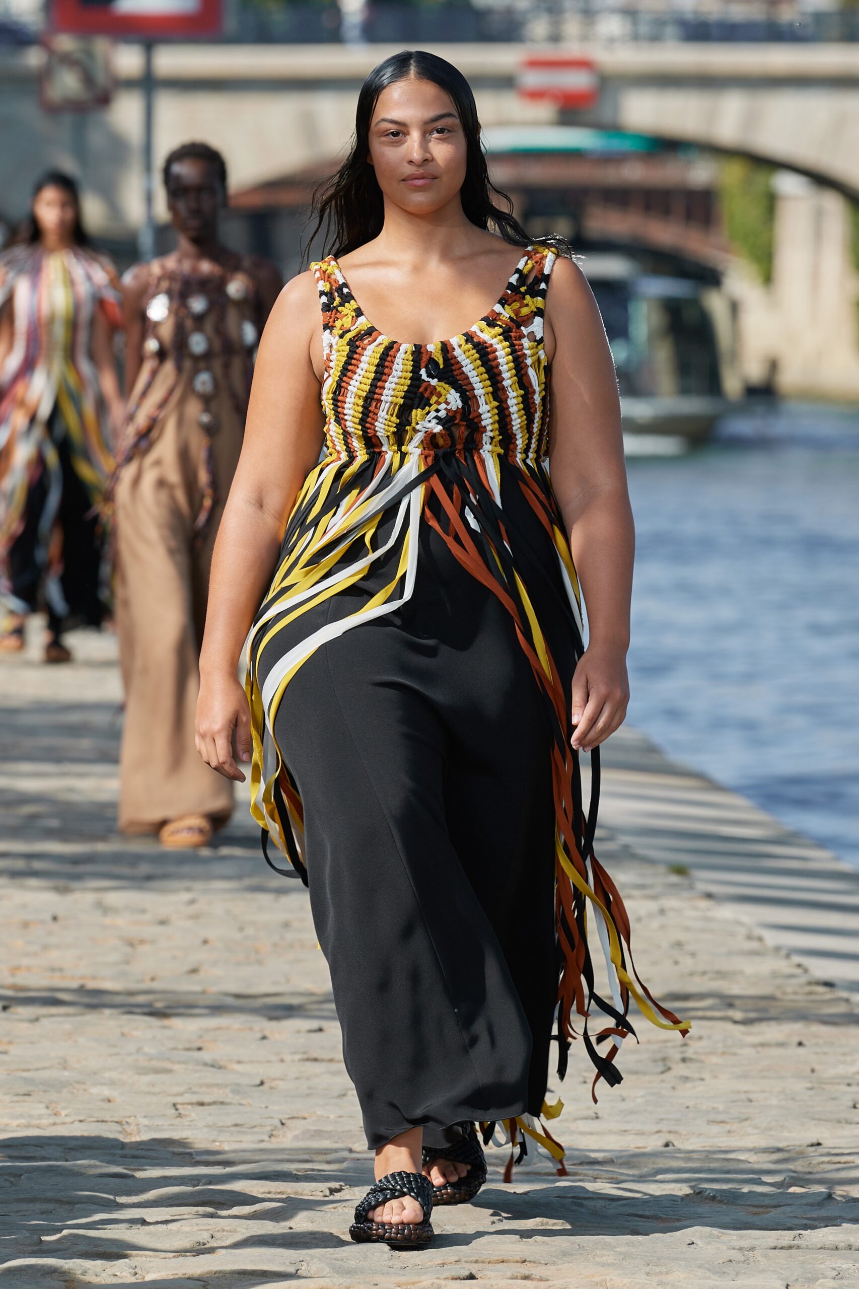 Chloé S/S 22 Look 378