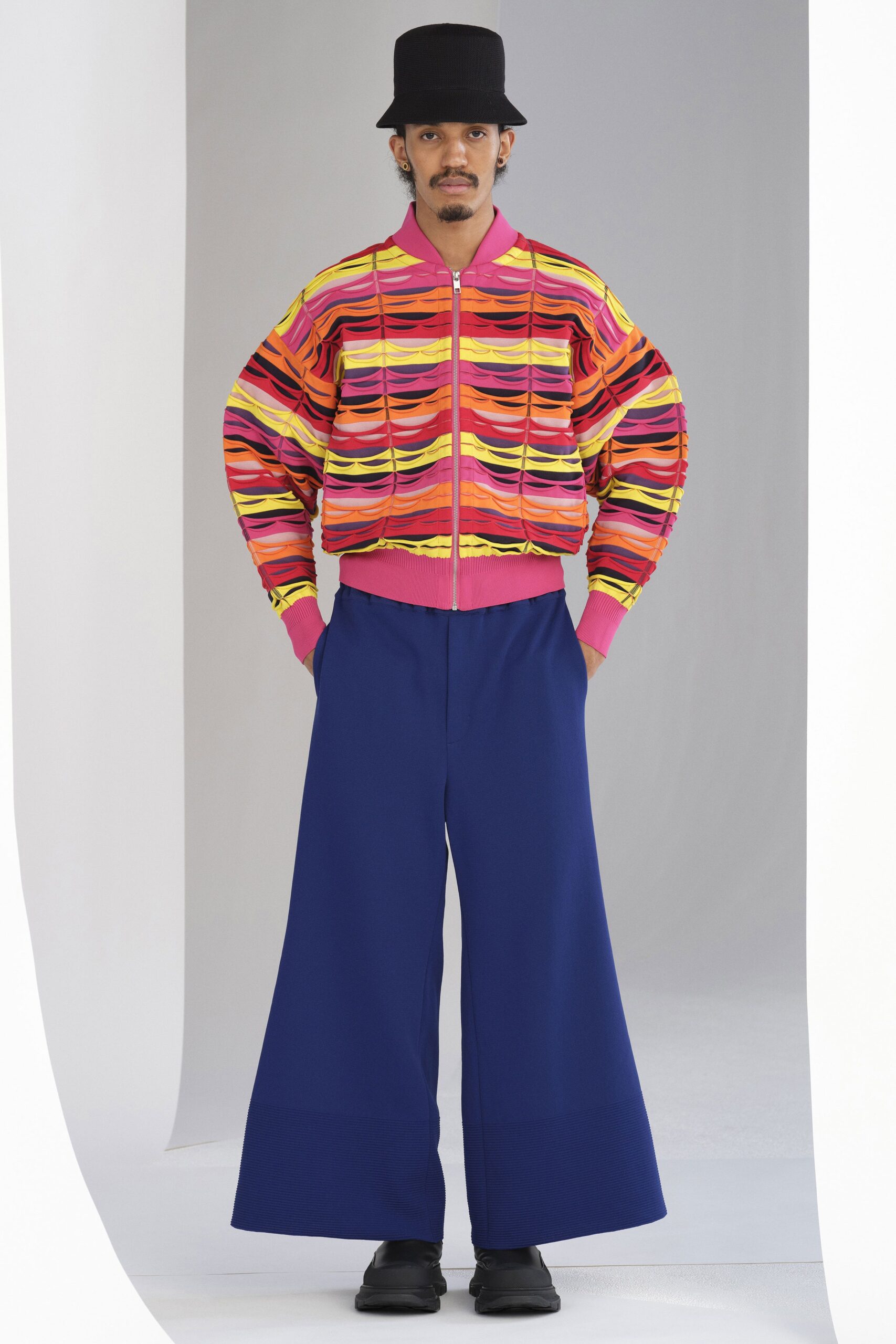 CFCL Tokyo F/W 22 Look 465