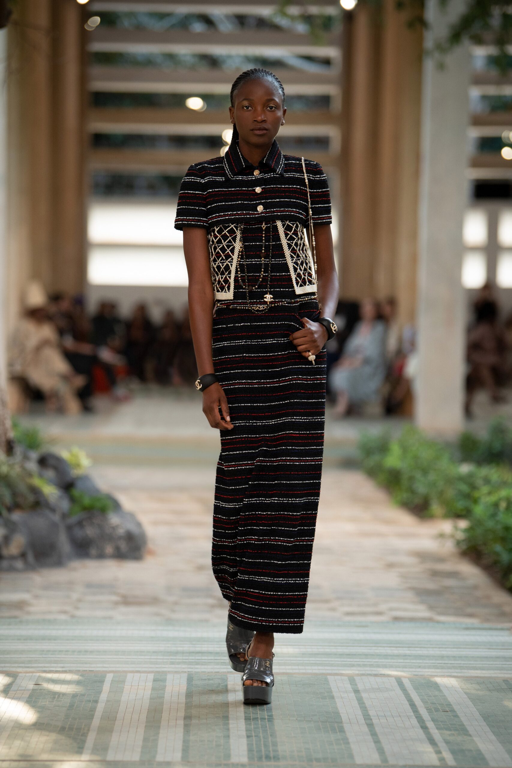 Chanel F/W 23 Look 362