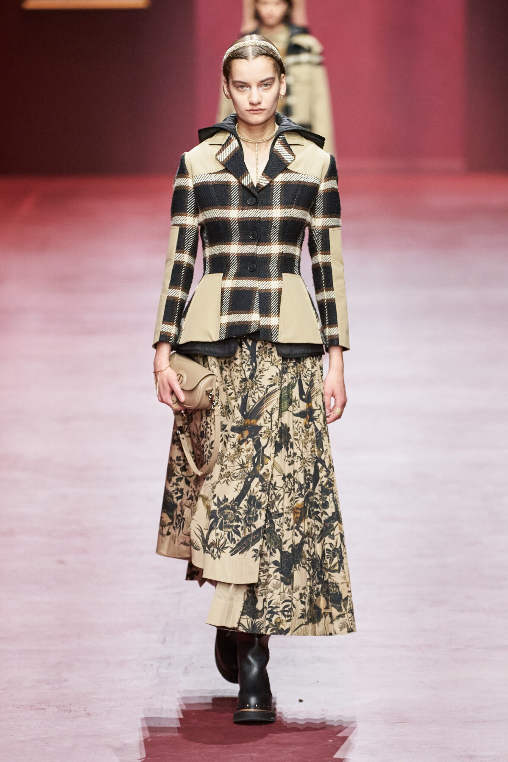 Christian Dior F/W 22 Look 338