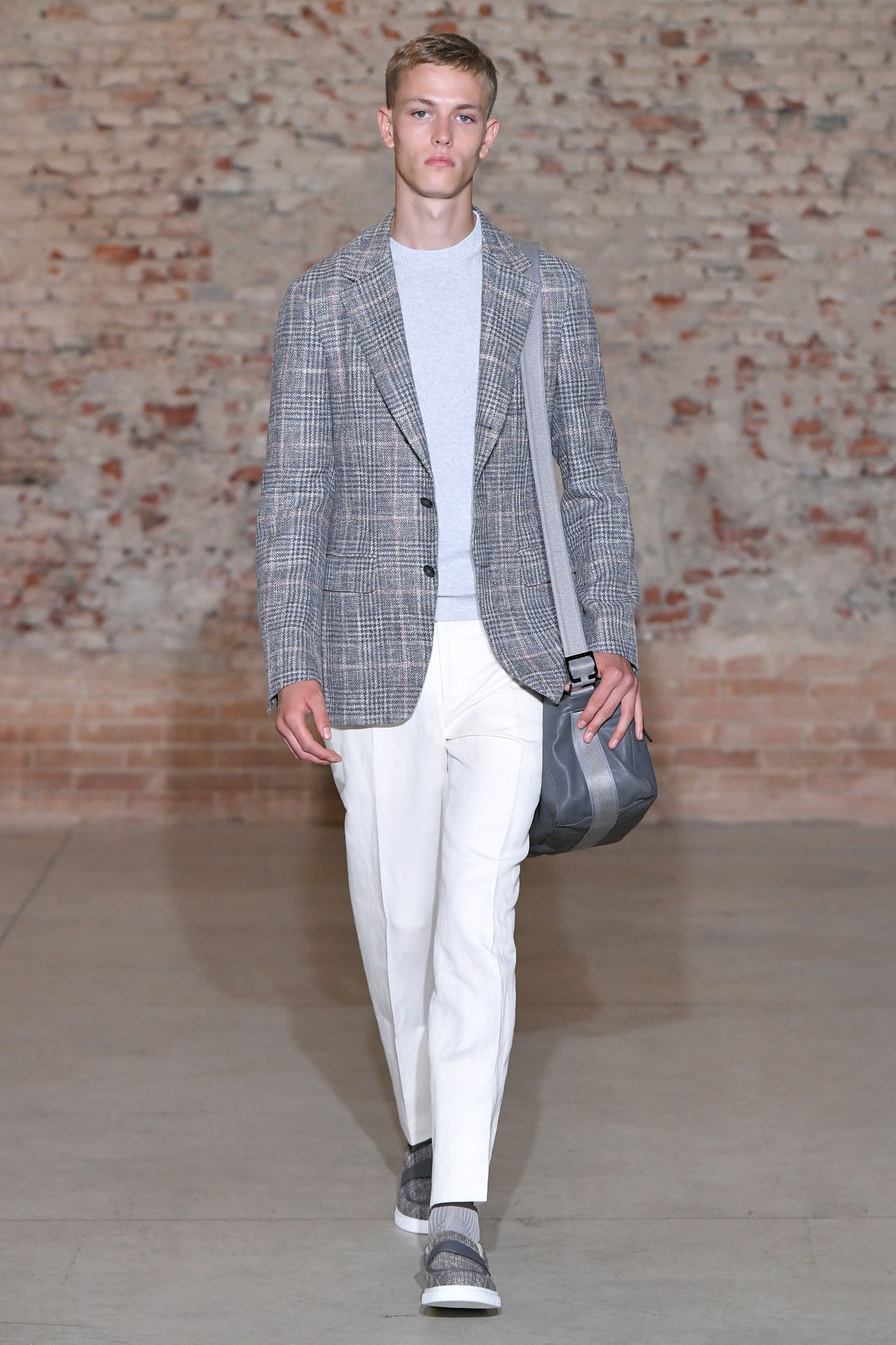 Canali S/S 19 Menswear Look 260