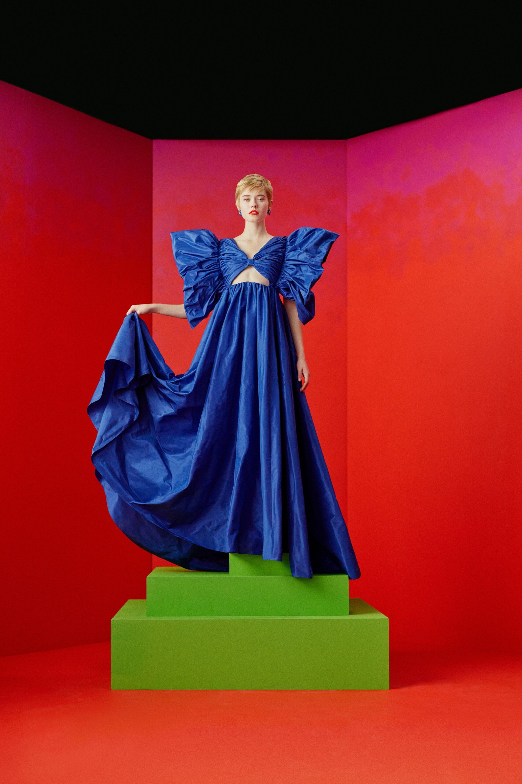 Carolina Herrera F/W 22 Look 402