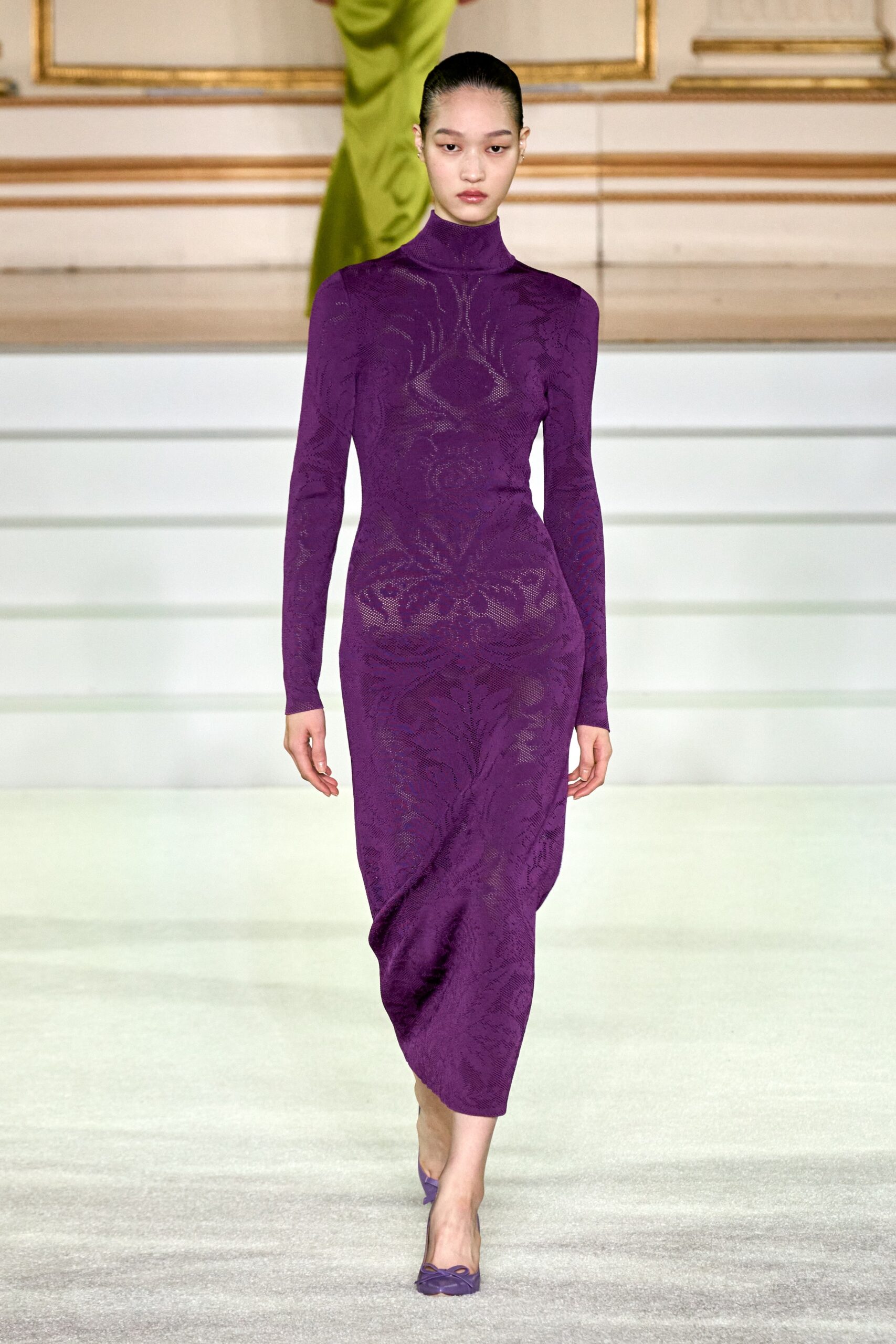 Carolina Herrera F/W 23 Look 303