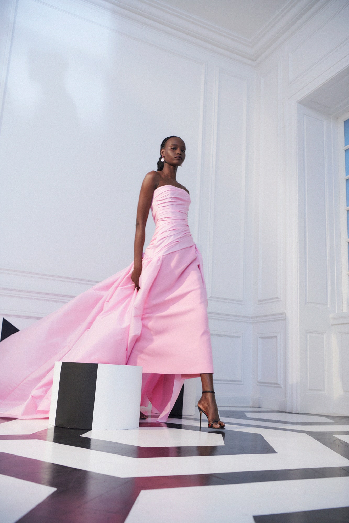 Carolina Herrera F/W 23 Look 357