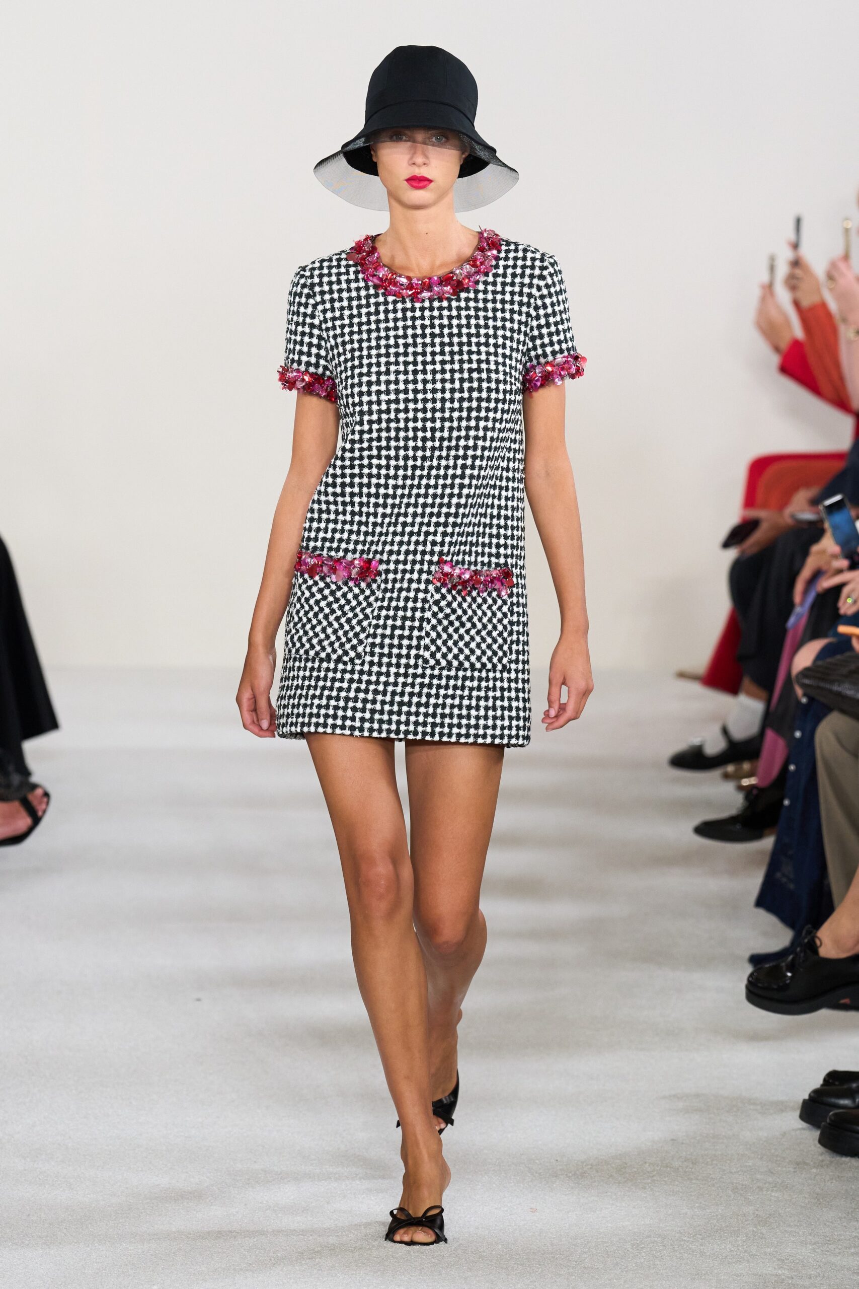 Carolina Herrera S/S 23 Look 259
