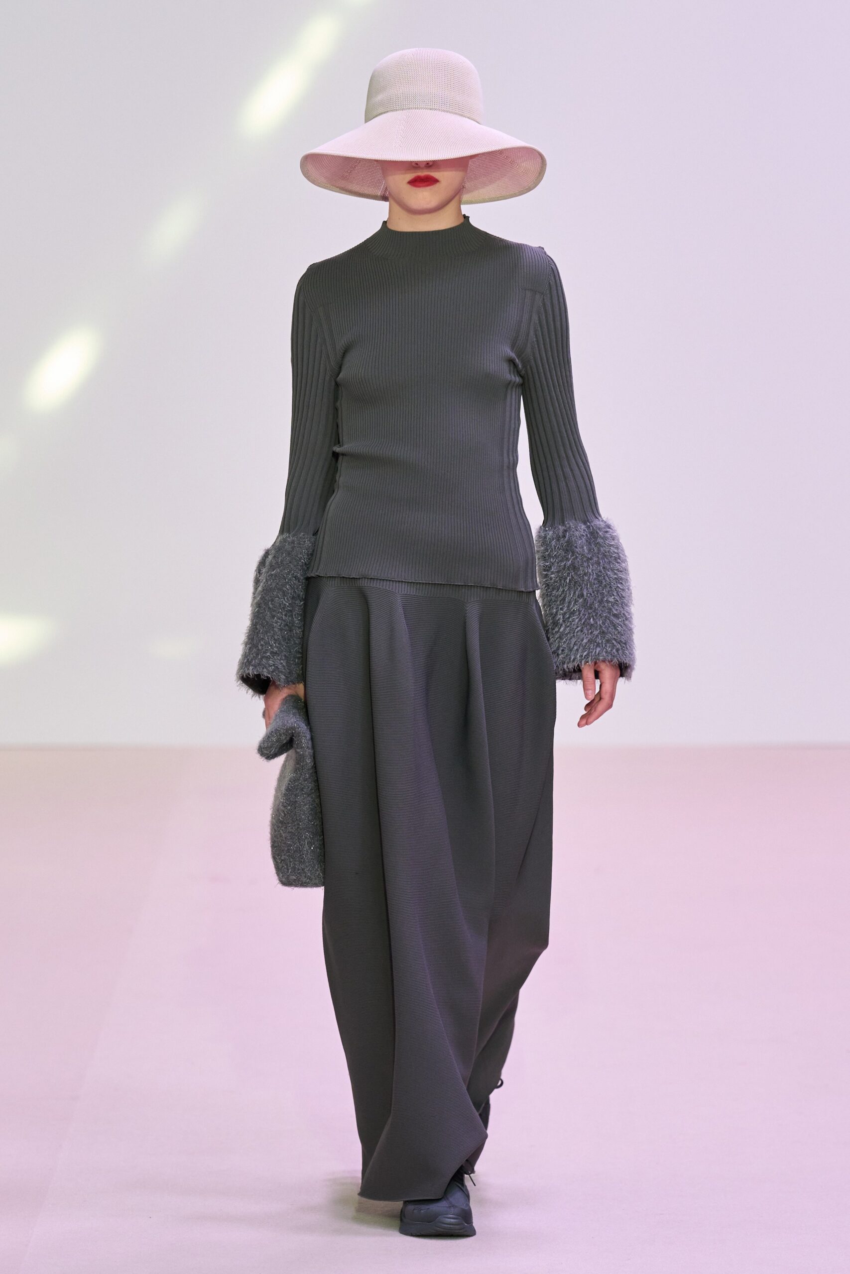 CFCL F/W 23 Look 399