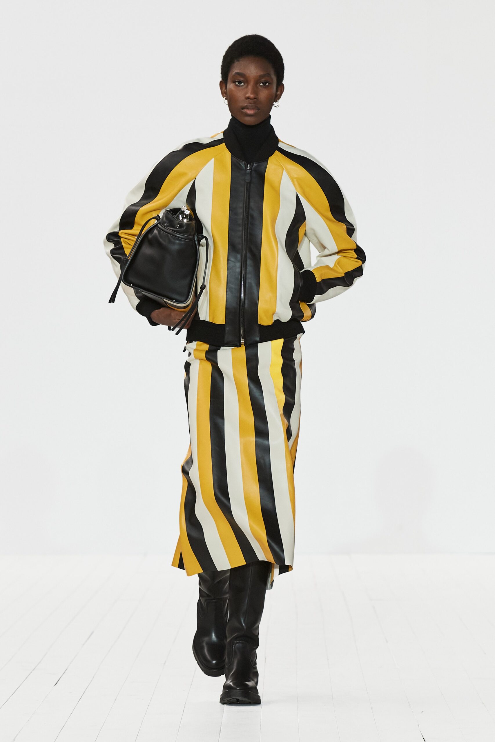 Chloé F/W 23 Look 445