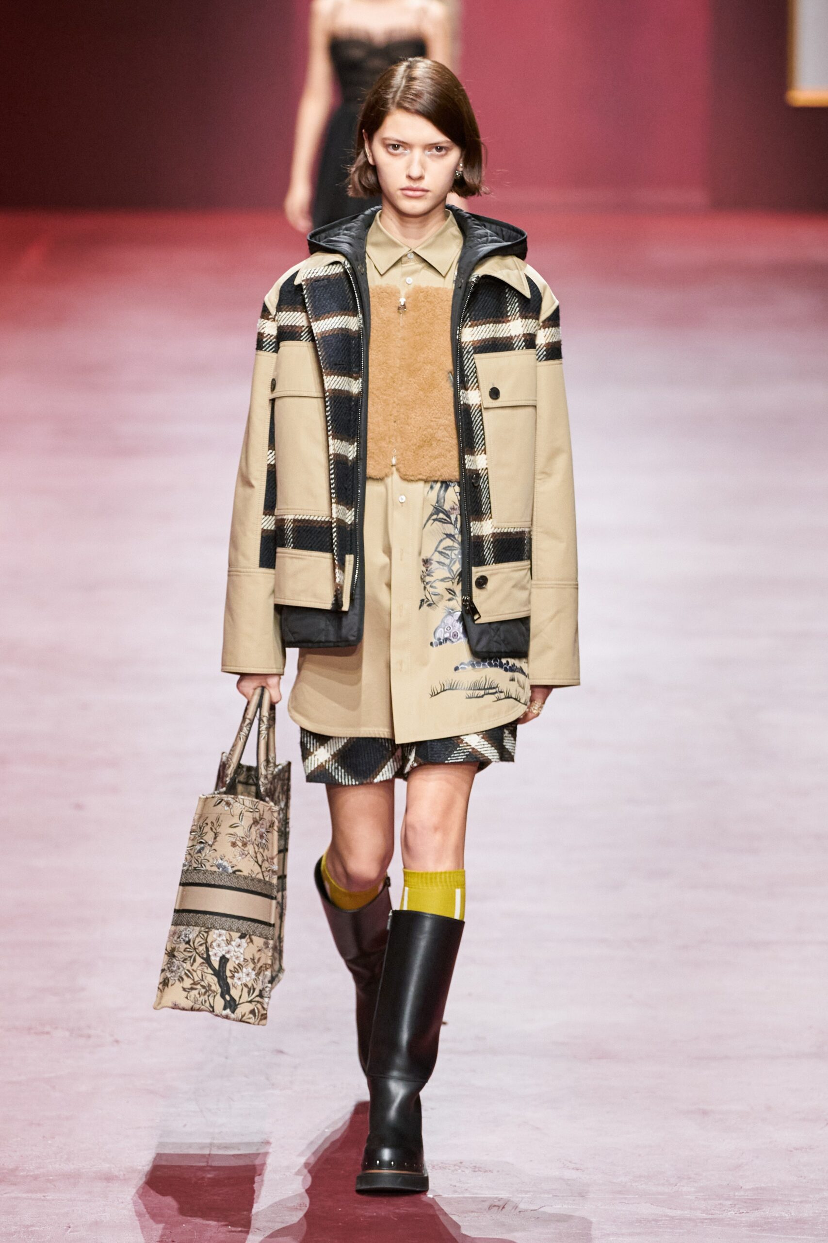 Christian Dior F/W 22 Look 353
