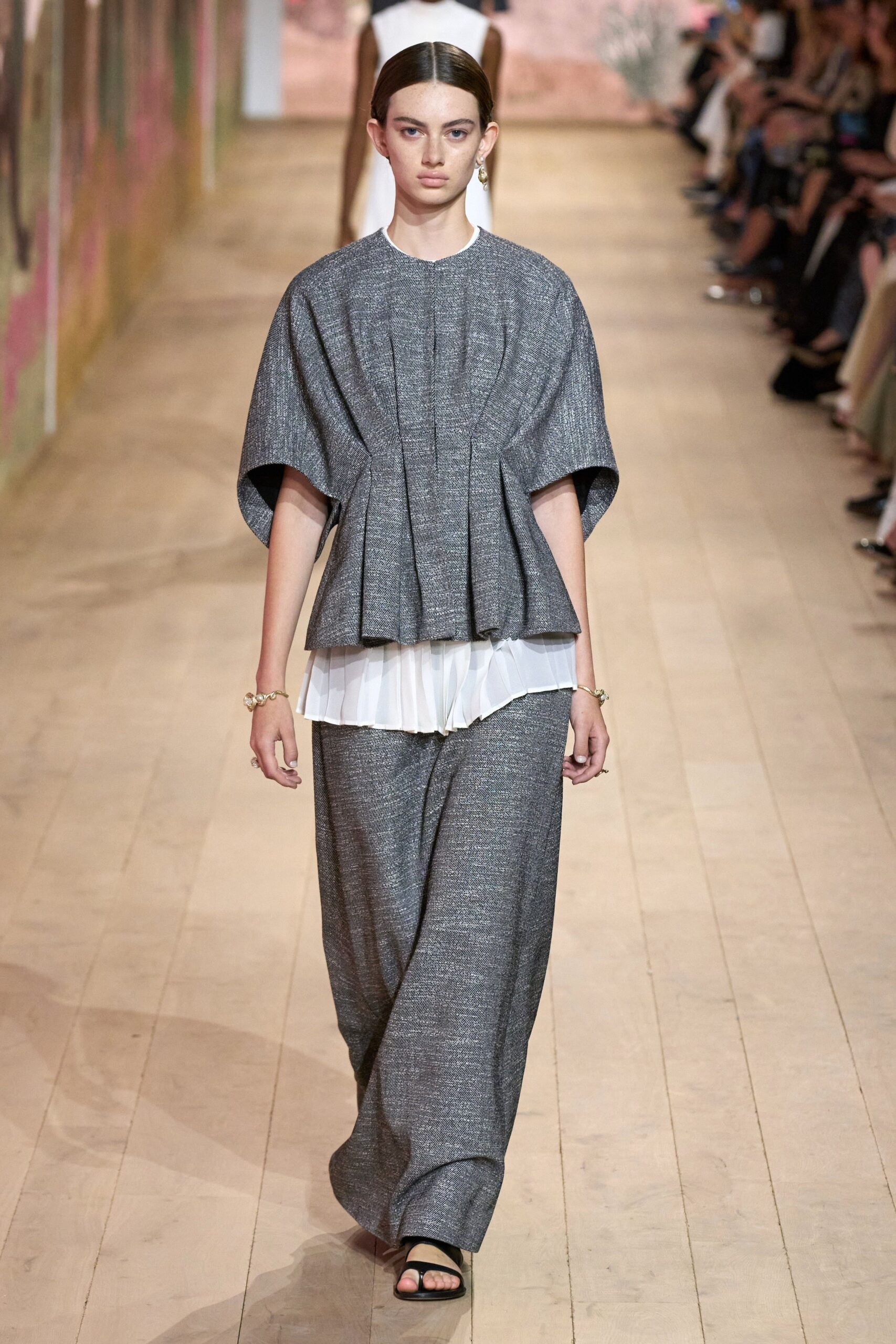 Christian Dior F/W 23 Couture Look 371