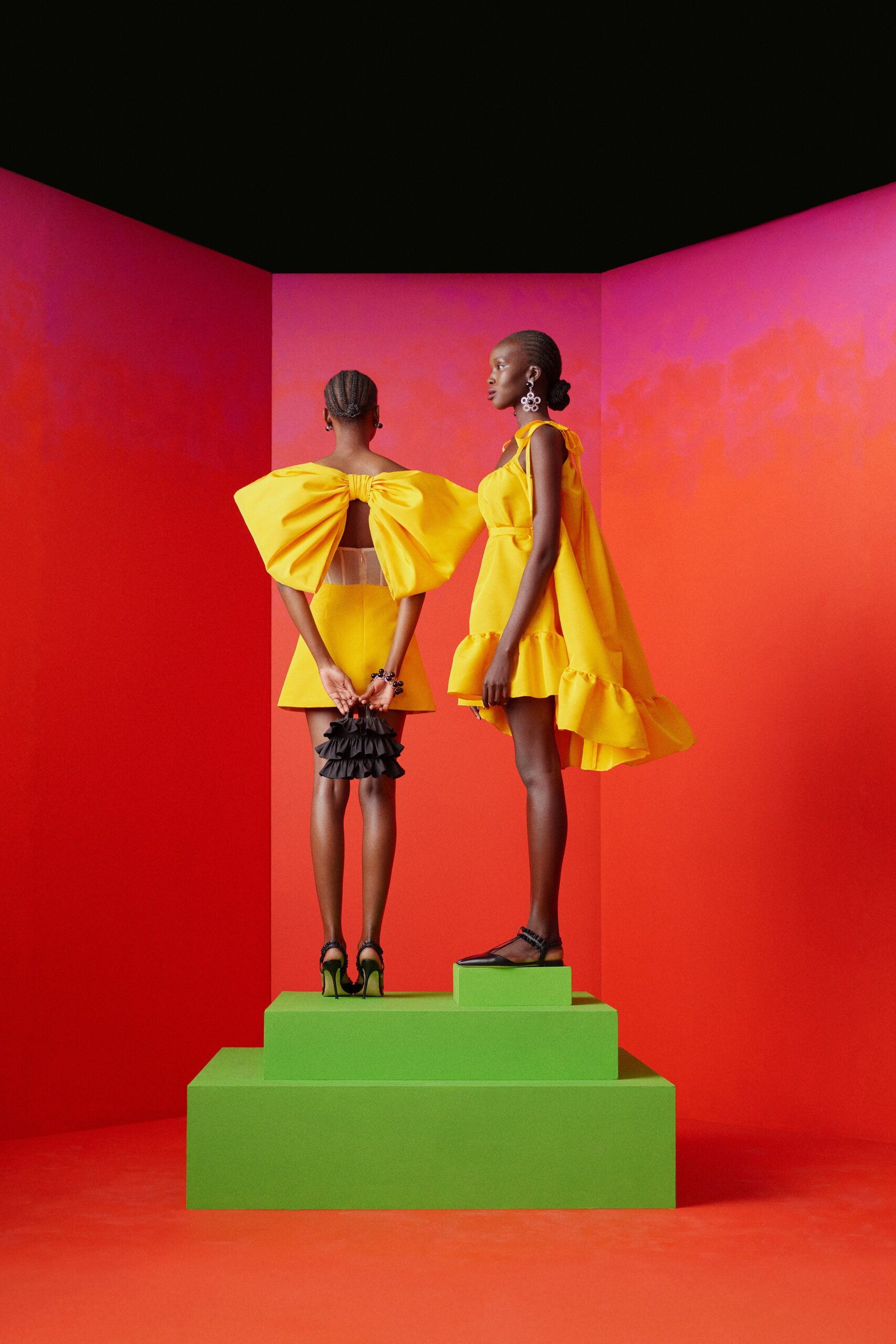 Carolina Herrera F/W 22 Look 420