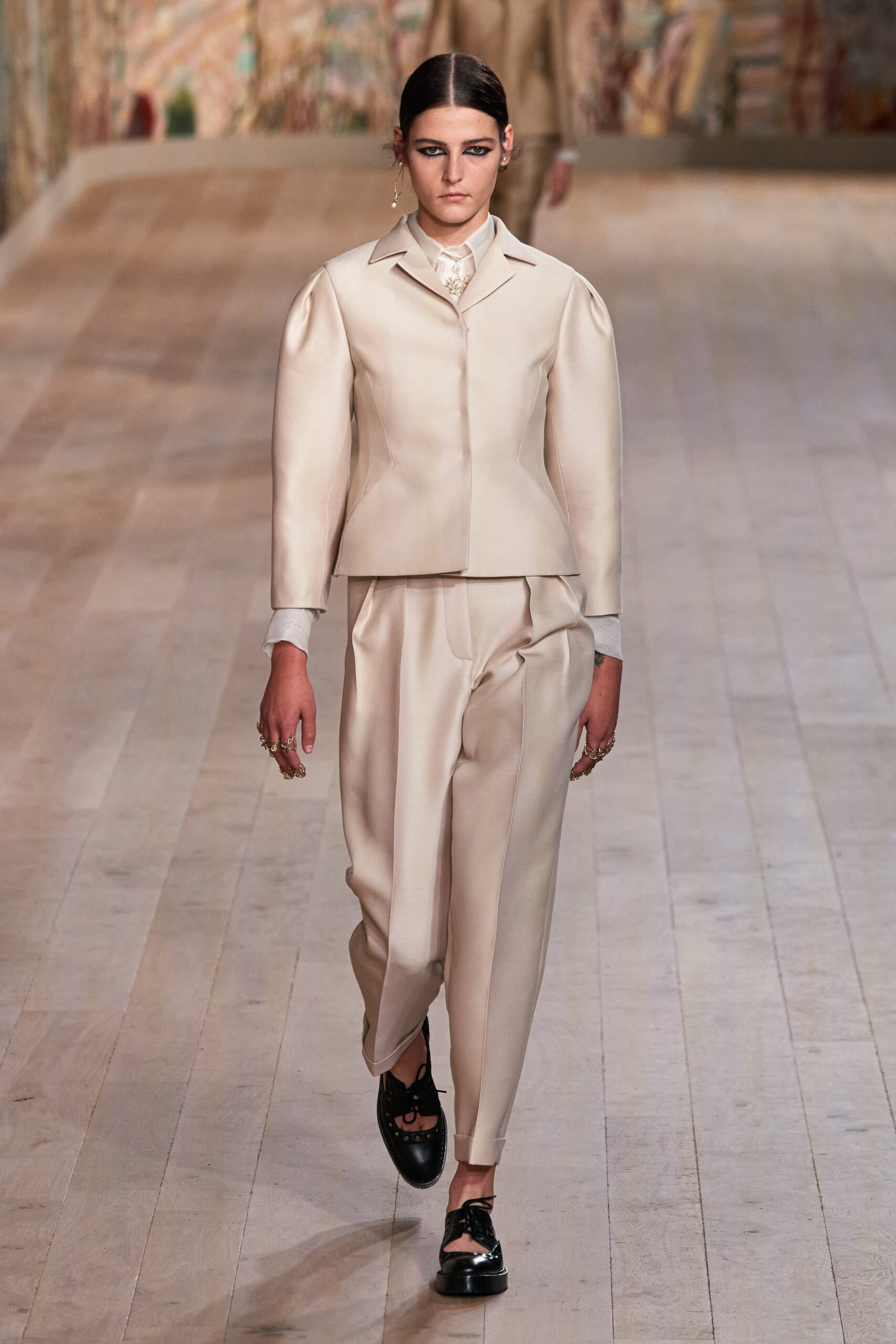 Christian Dior F/W 21 Couture Look 439