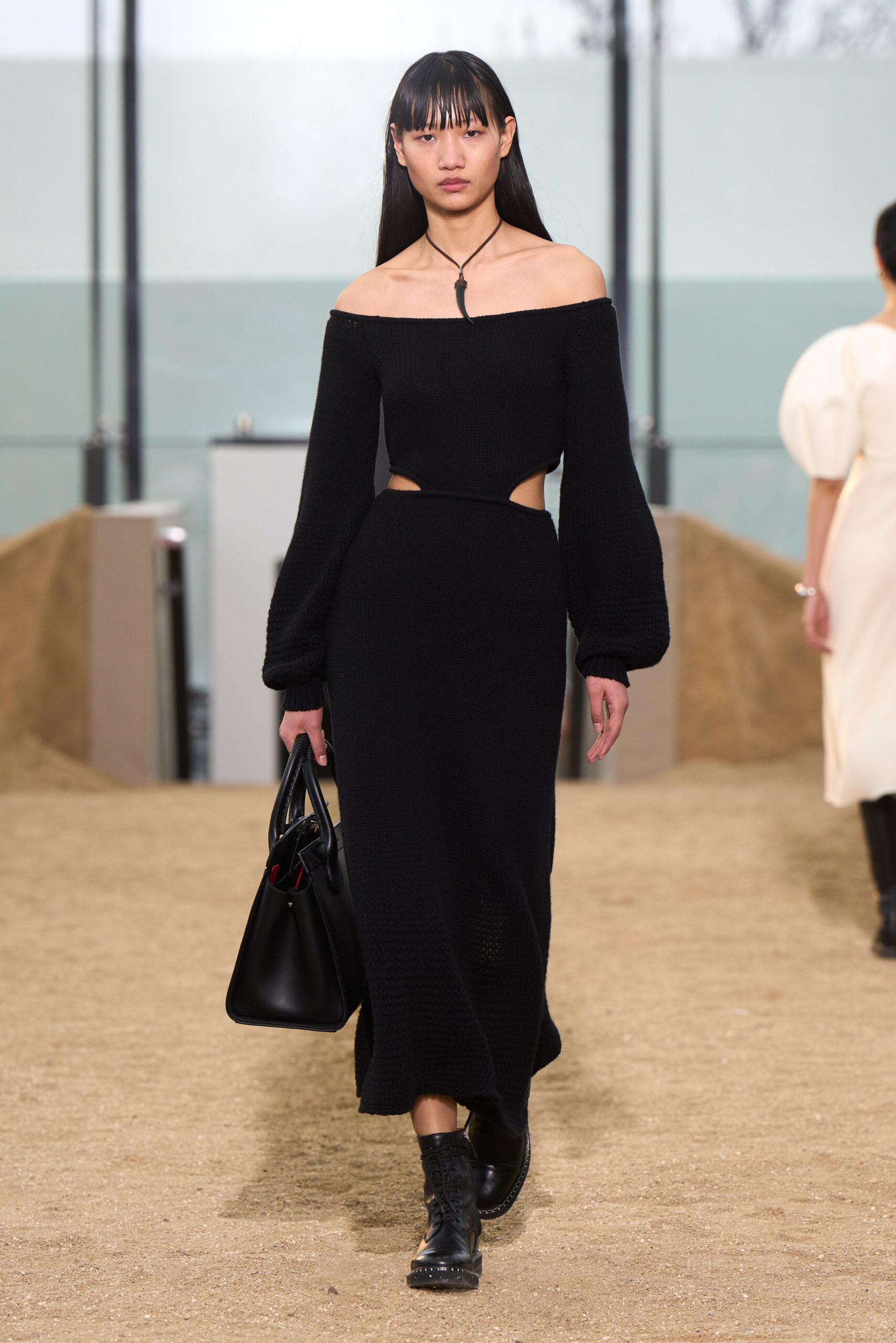 Chloé F/W 22 Look 417